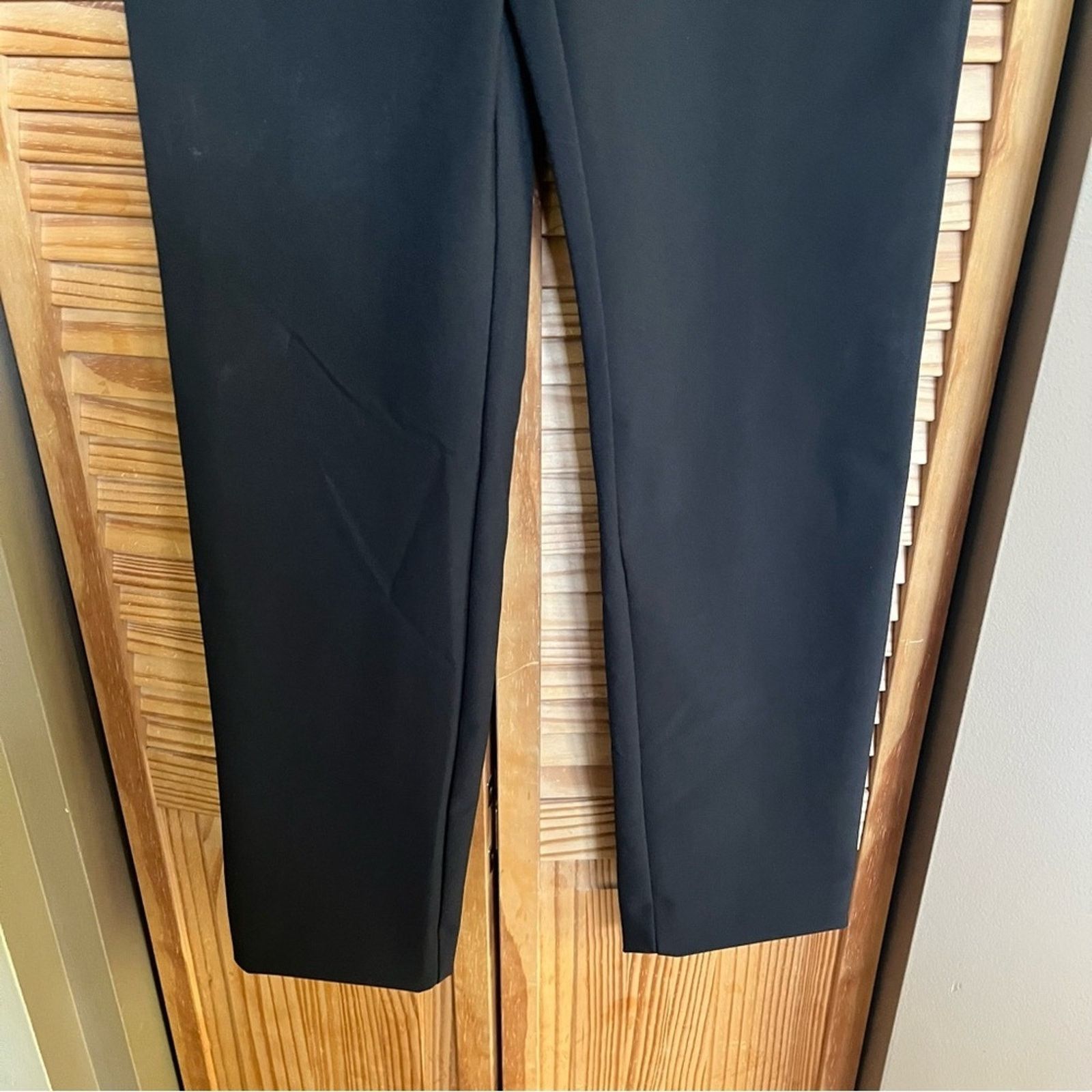 Banana Republic Banana Republic Black Straight Leg Dress Pants Size 6L Size 28" / US 6 / IT 42 - 3 Thumbnail