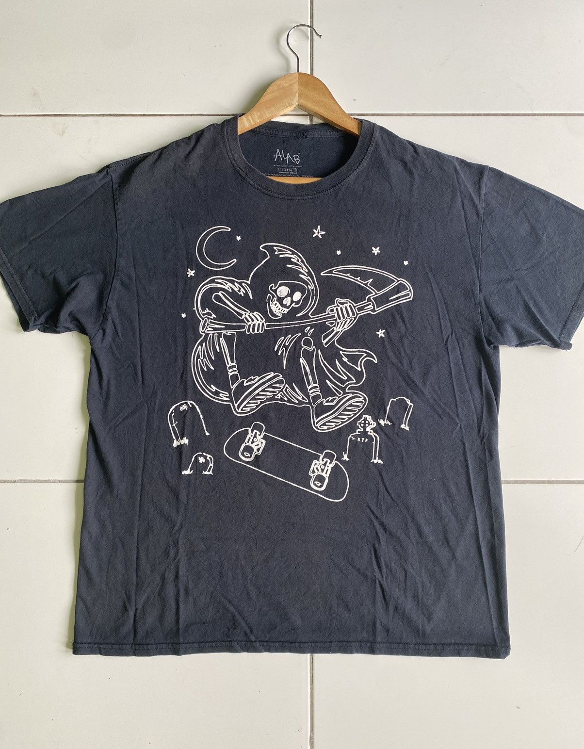 A lab clothing website deals