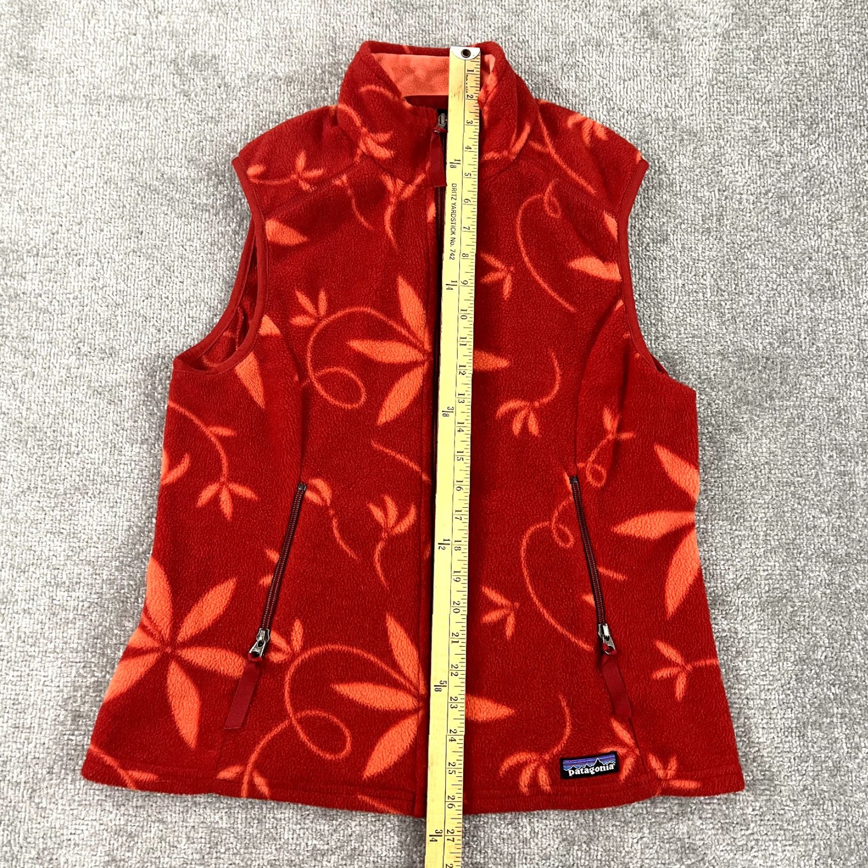 Patagonia Patagonia Vest Women Large Orange Red Synchilla Fleece Geometric Floral Full Zip Size L / US 10 / IT 46 - 3 Thumbnail