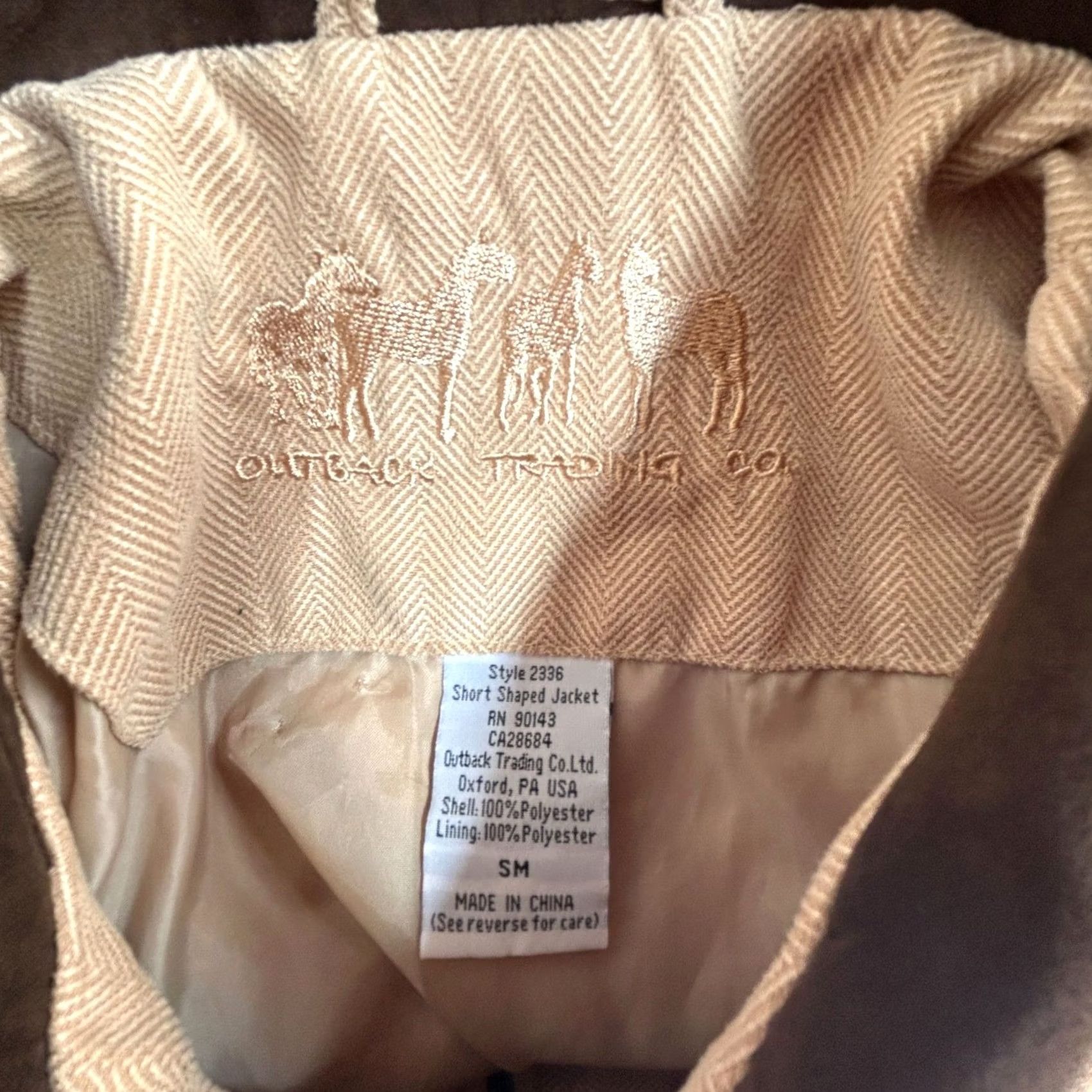 Vintage Outback Trading Co Womens Zip Front Short Shaped Jacket Small Beige Pockets Size 28" / US 6 / IT 42 - 3 Thumbnail