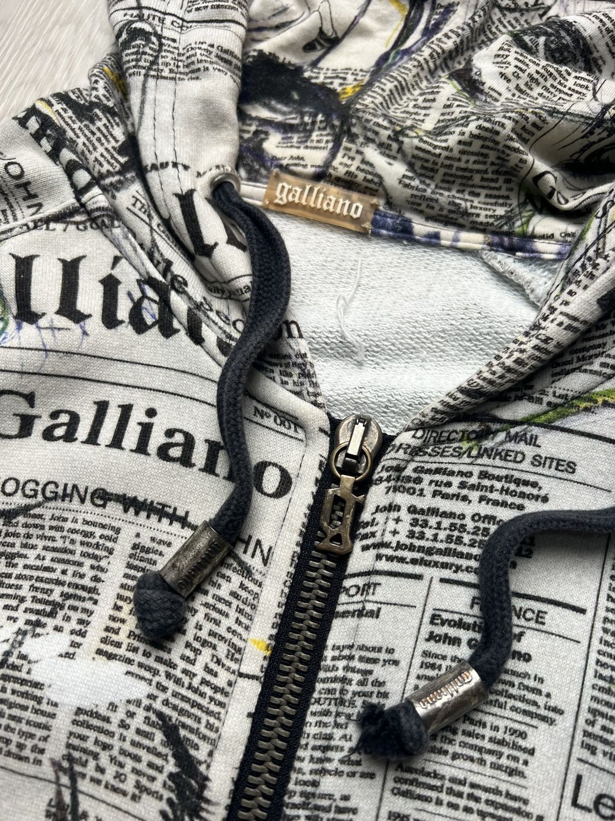John Galliano John Galliano Gazette Newspaper Print Zip Hoodie Size US M / EU 48-50 / 2 - 7 Thumbnail