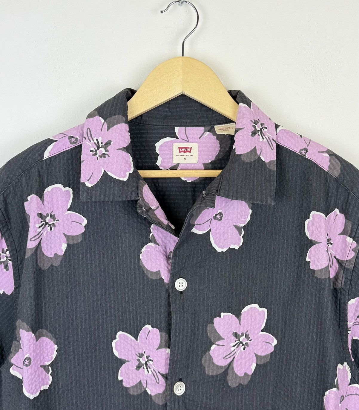 Levi's Levi's Grey Slouchy Shirt Top Short Sleeve Flowers Hawaiian Size US S / EU 44-46 / 1 - 5 Thumbnail