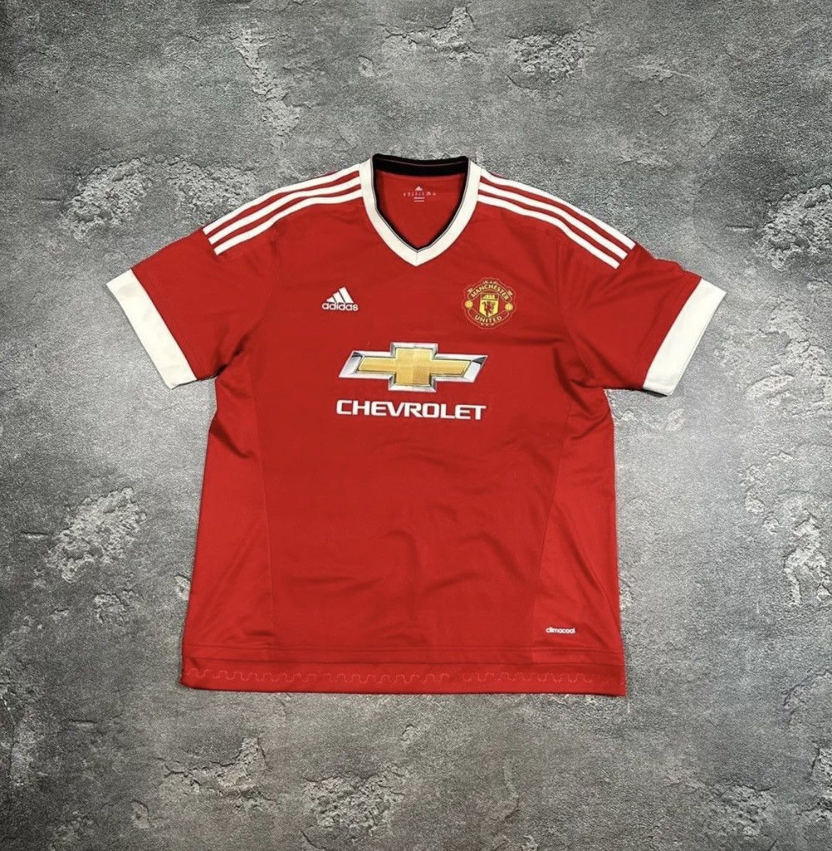 Vintage Manchester United 2015/16 Home Jersey by adidas Size US L / EU 52-54 / 3 - 1 Thumbnail