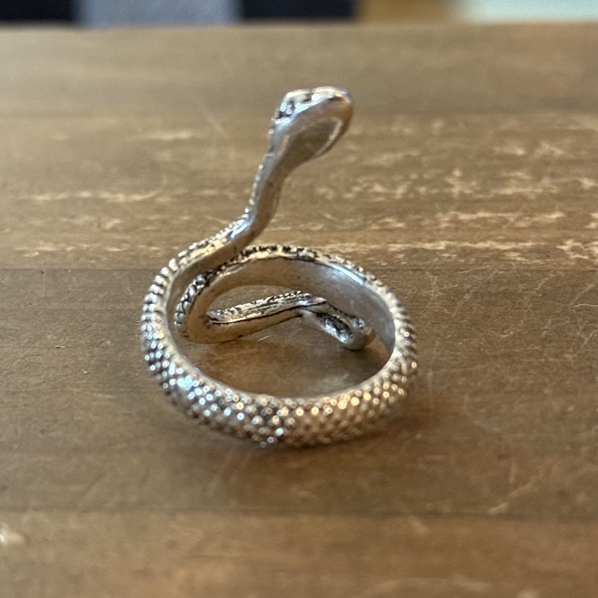 Other Silver tone slithering snake ring Size ONE SIZE - 6 Thumbnail