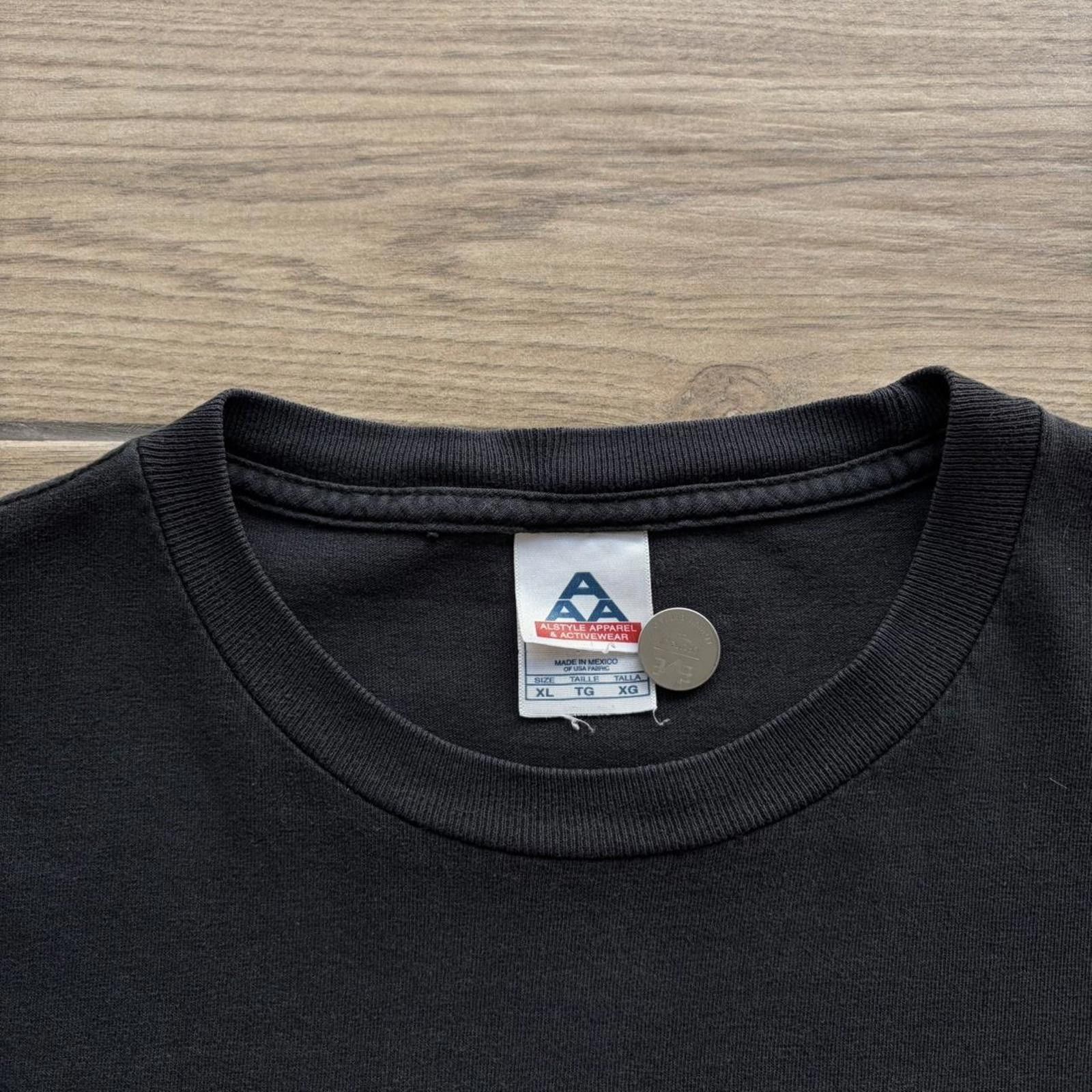 AAA Vintage 2004 AC/DC Live At Donington Rock T-Shirt Size US XL / EU 56 / 4 - 6 Thumbnail