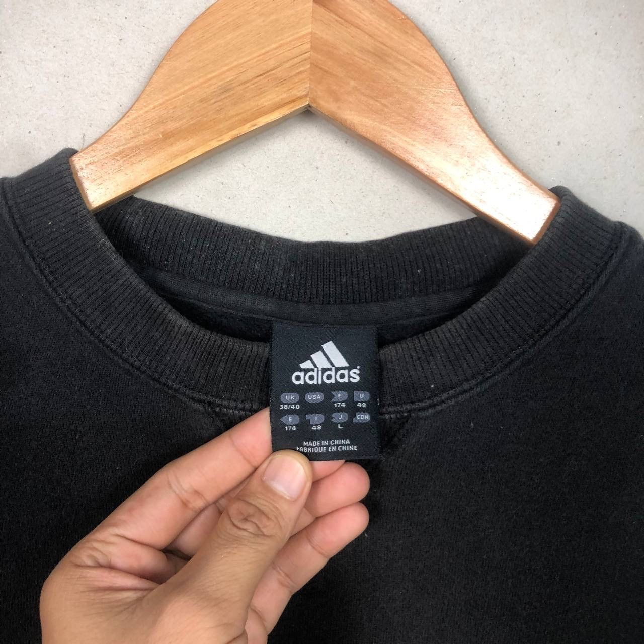 Adidas × Vintage Y2K Adidas Sweatshirt Sun Faded Style Size US L / EU 52-54 / 3 - 6 Thumbnail
