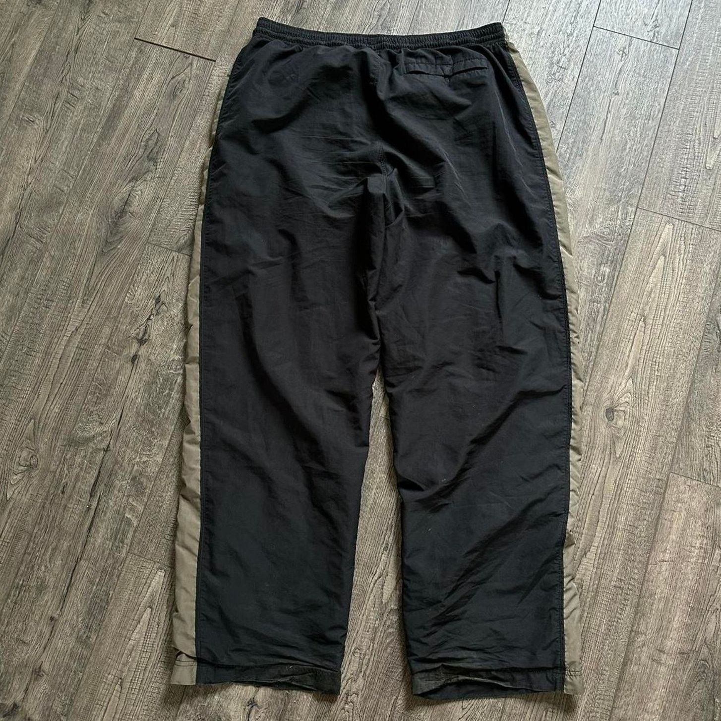 Nike × Vintage Vintage 90s Nike Swooshy Nylon Baggy Wide Leg Track Pant Size US 34 / EU 50 - 4 Thumbnail