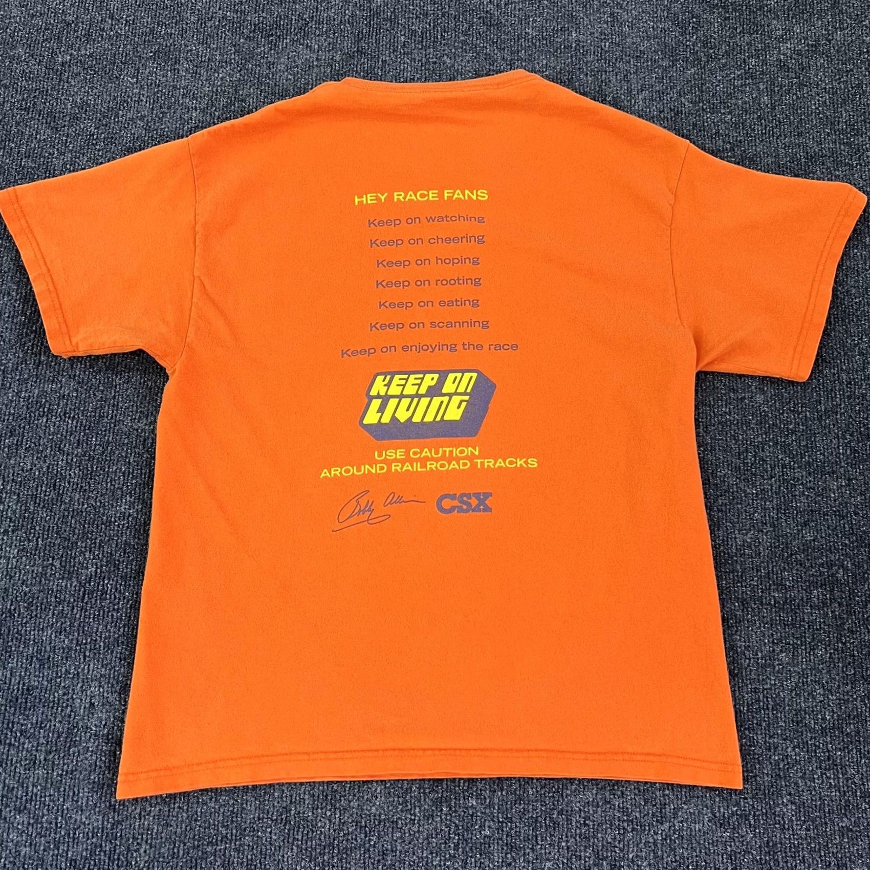 Delta Orange Racing Runner Tee T-Shirt Mens Medium Reeses Keep On Living Y2K Size US M / EU 48-50 / 2 - 2 Thumbnail
