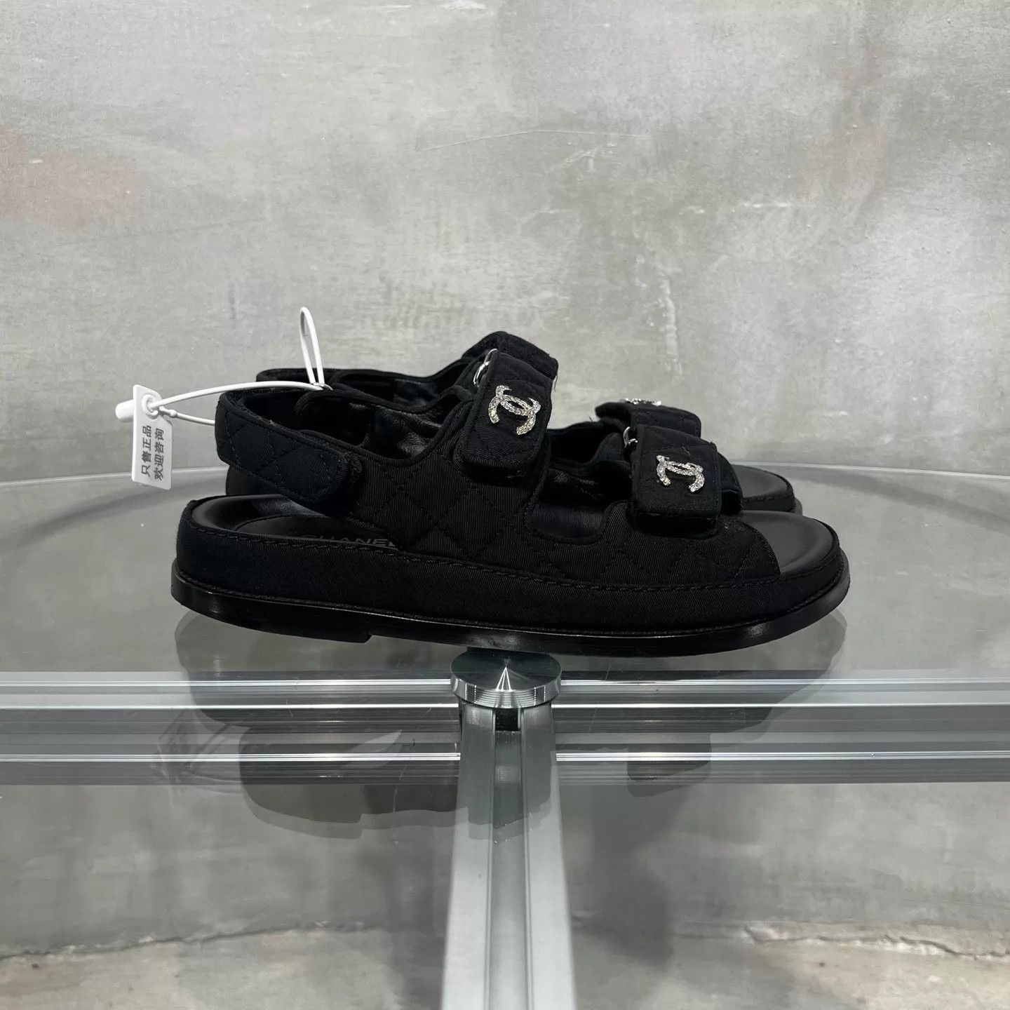 Chanel Chanel CC crystal velcro sandals EUR 37 Size US 6.5 / IT 36.5 - 4 Thumbnail