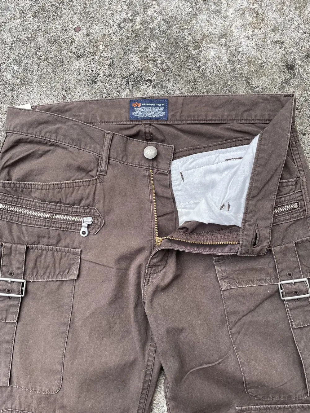 Other flare cargo pants Size US 33 - 12 Thumbnail
