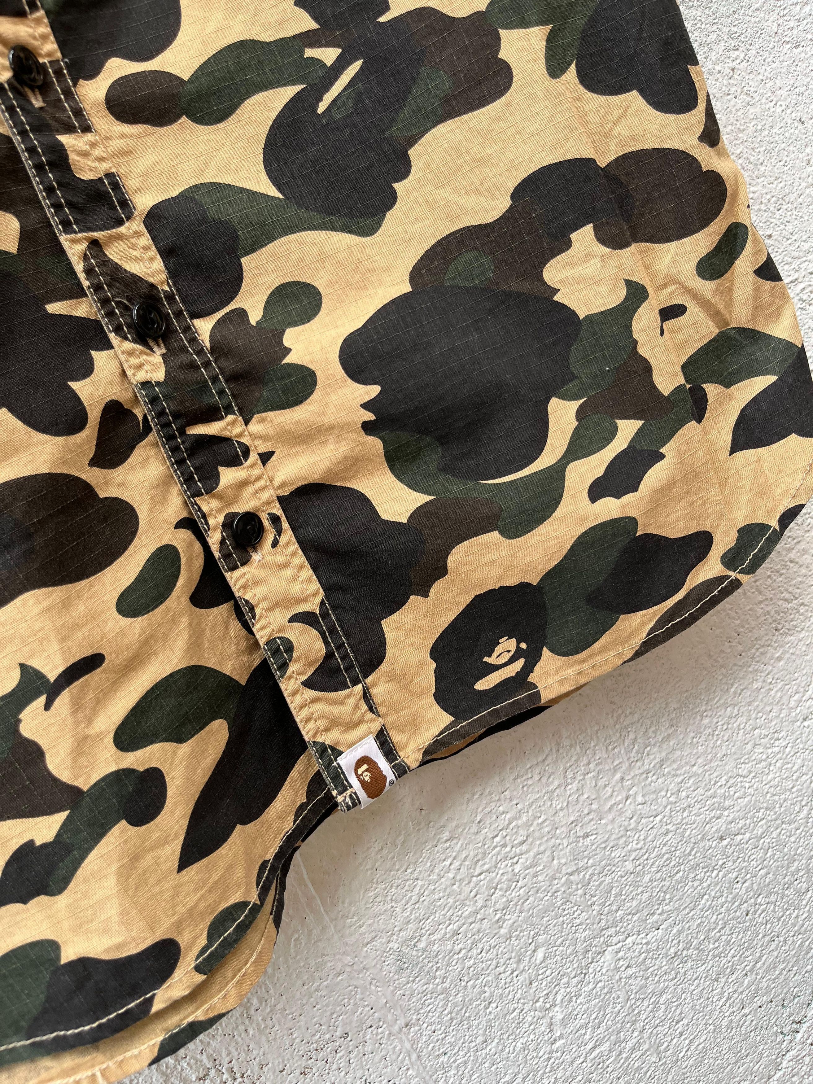 Bape A Bathing Ape Button Up Camoflauge Shirt Size US M / EU 48-50 / 2 - 4 Thumbnail