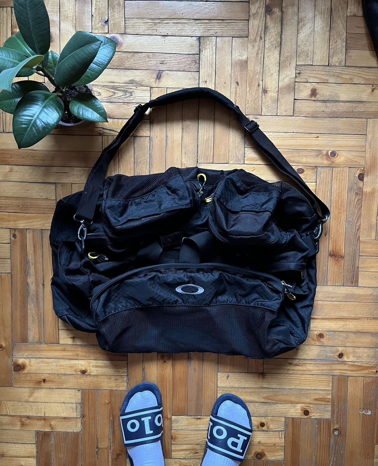 Oakley × Streetwear × Vintage Vintage Oakley 90's Avant Garde Shoulder Bag  USA | Grailed