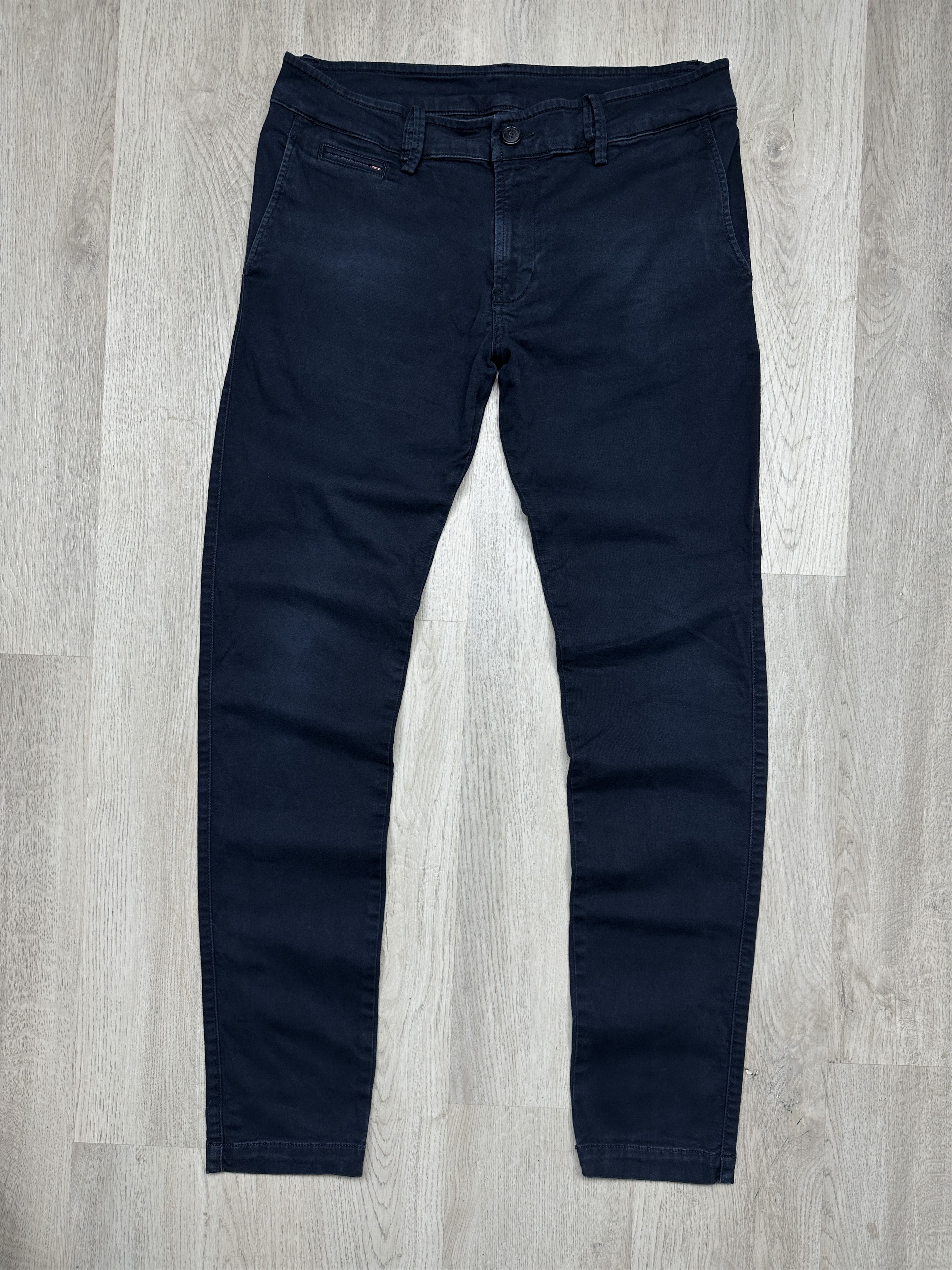 Diesel Diesel Vintage Mens Chino Pants Size US 34 / EU 50 - 1 Thumbnail