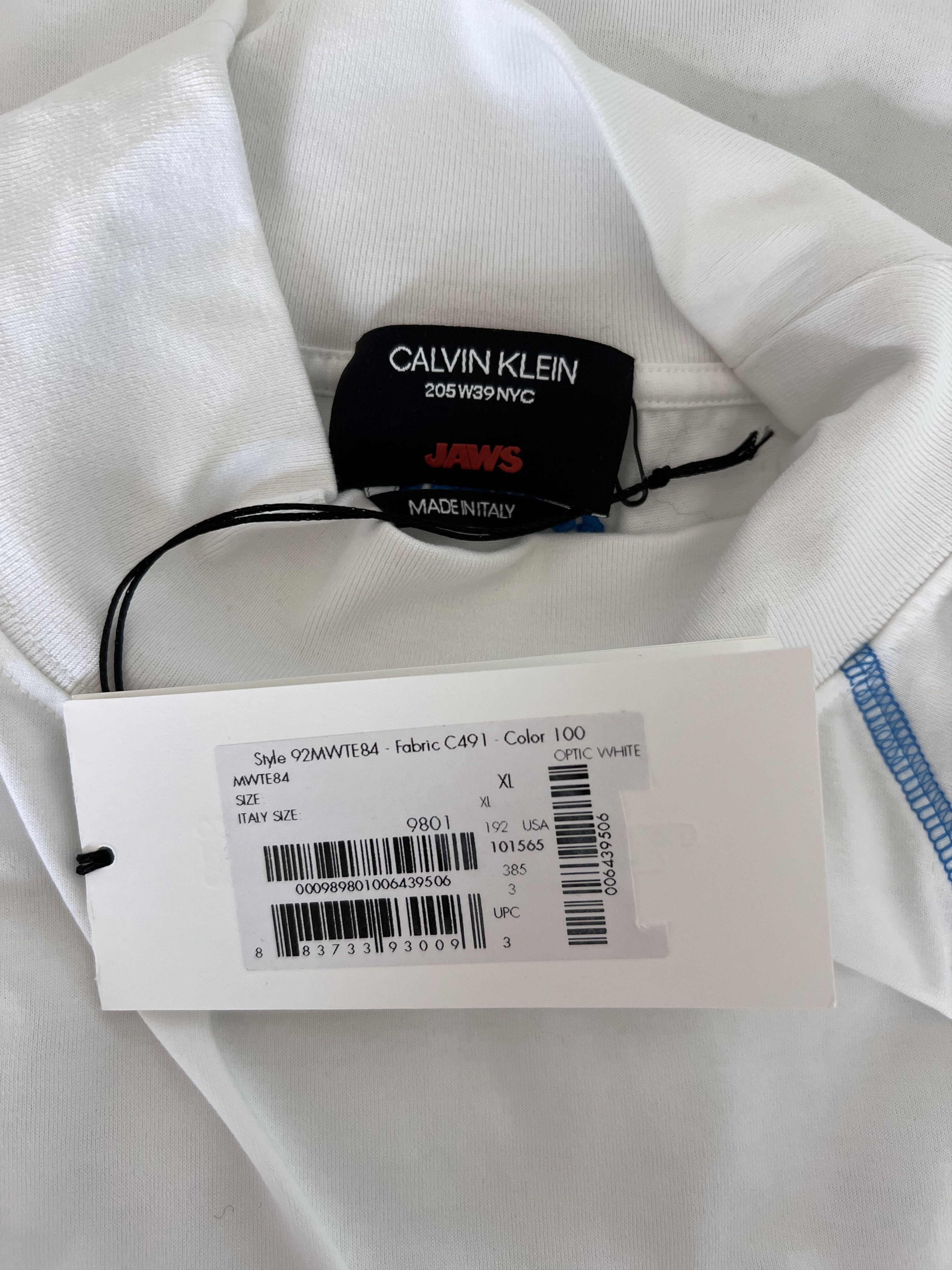 Calvin Klein 205W39NYC Calvin Klein 205W39NYC Jaws Mock Neck Tee in White Size US XL / EU 56 / 4 - 7 Thumbnail
