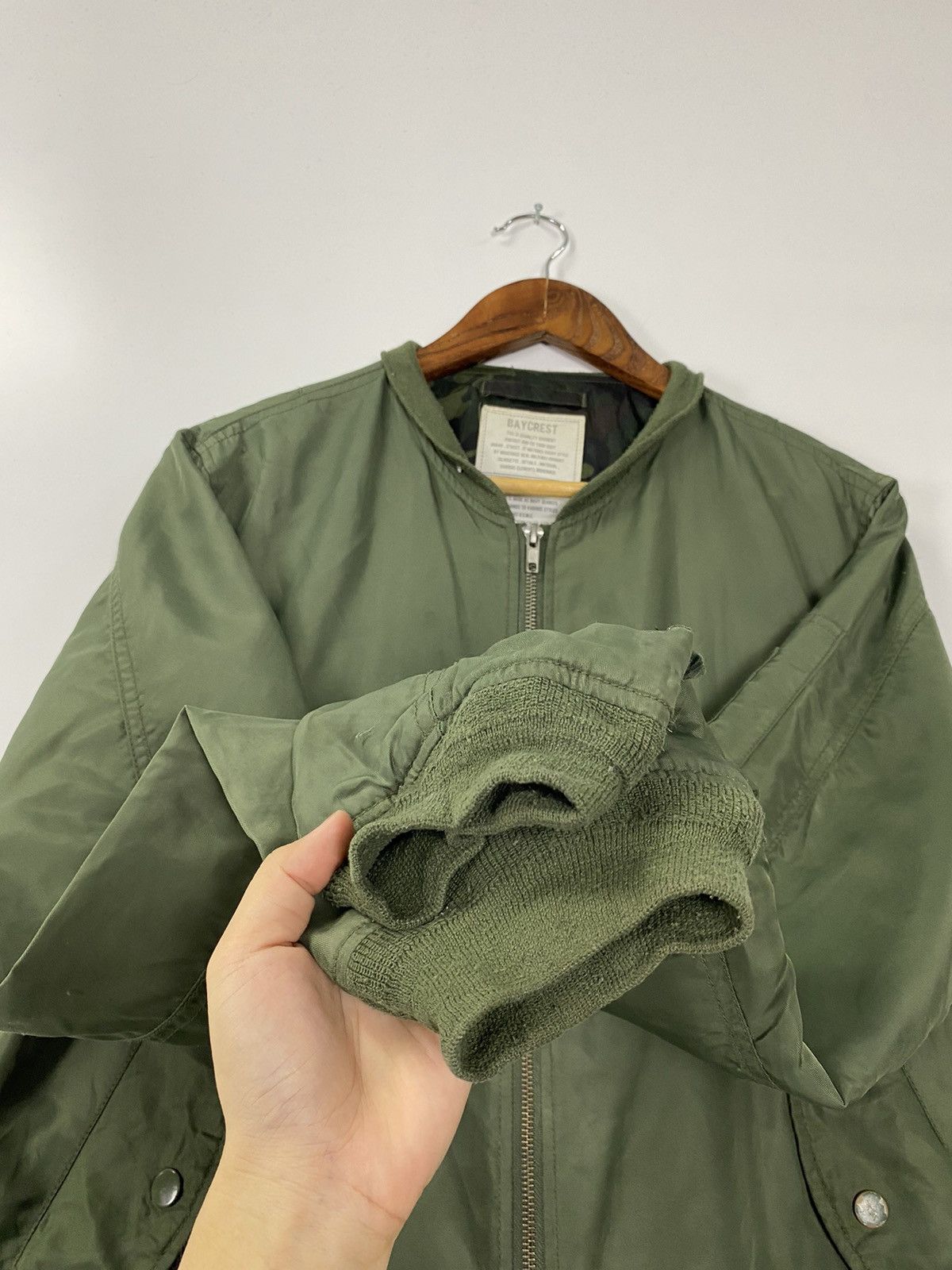 Vintage Vintage Bomber Jacket Distressed Size US M / EU 48-50 / 2 - 11 Thumbnail
