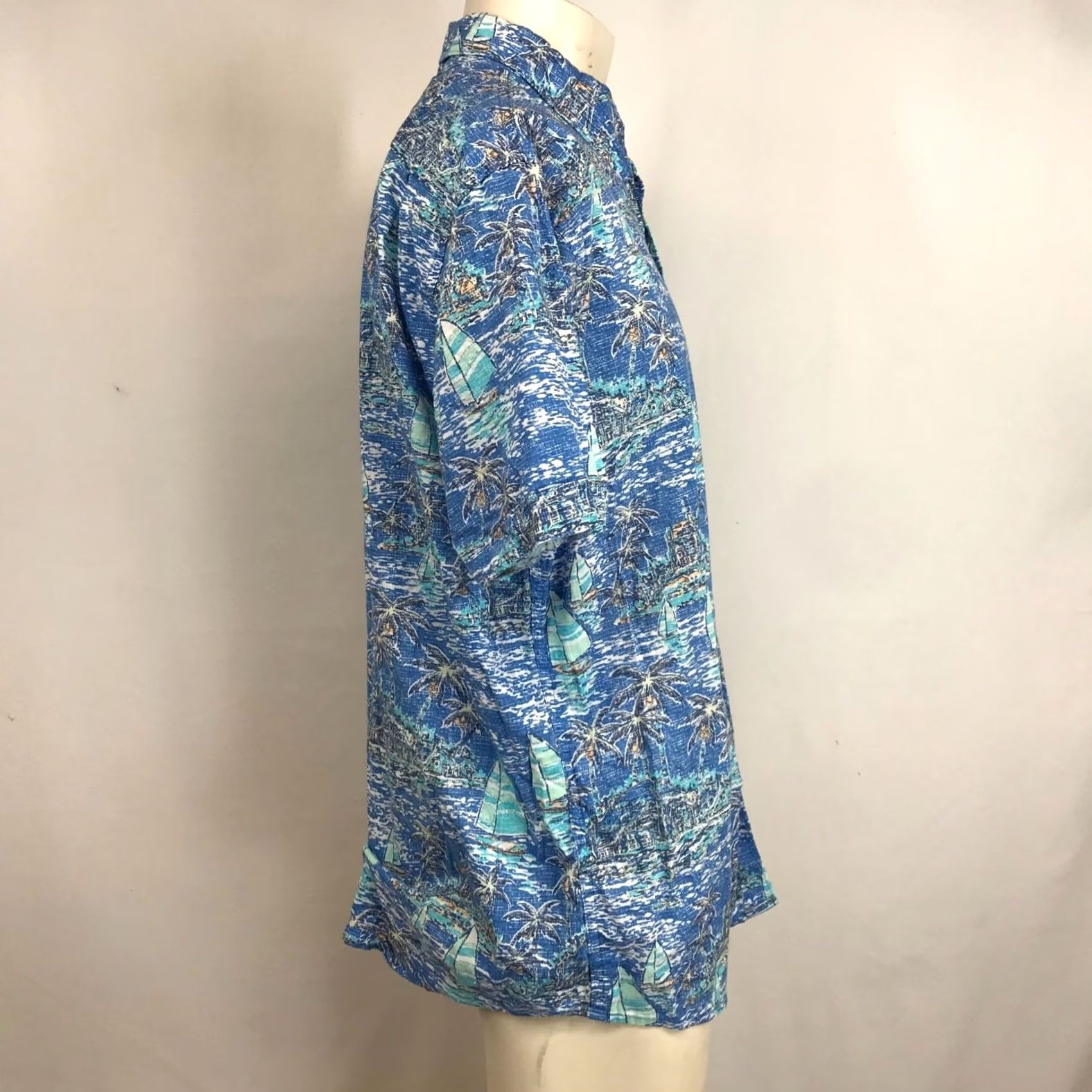 Izod IZOD MEN'S XL BLUE SHORT SLEEVE BUTTON-UP COTTON SHIRT W/ POCKET Size US XL / EU 56 / 4 - 4 Thumbnail