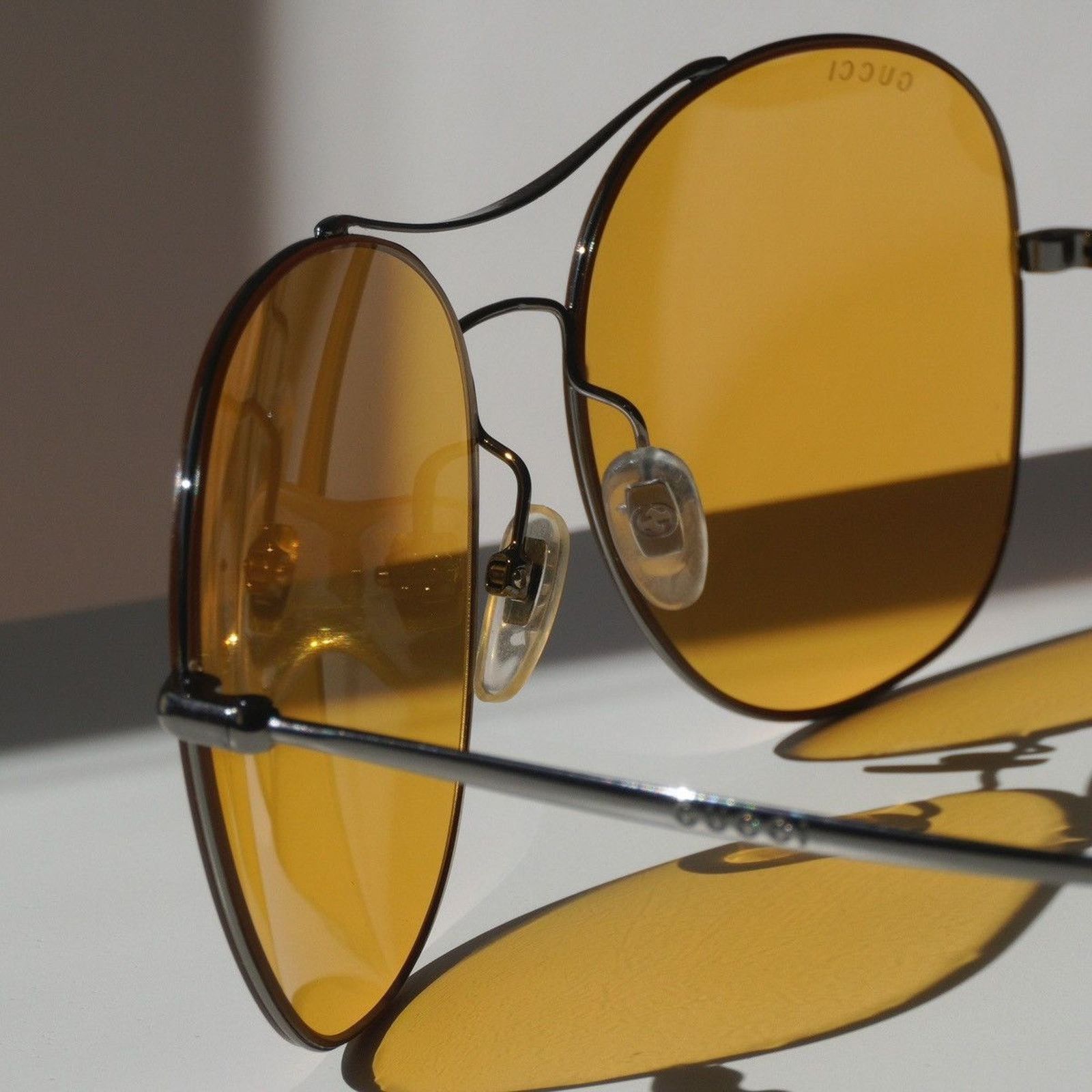 Gucci Vintage gucci silver logo yellow frame aviator sunglasses Size ONE SIZE - 6 Thumbnail