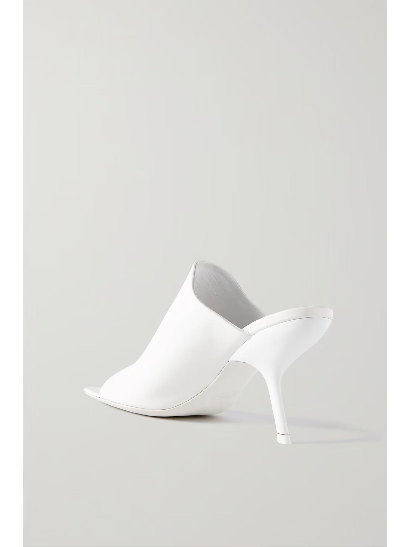 Salvatore Ferragamo o1y0426 Mules in White Size US 5.5 / IT 35.5 - 2 Thumbnail