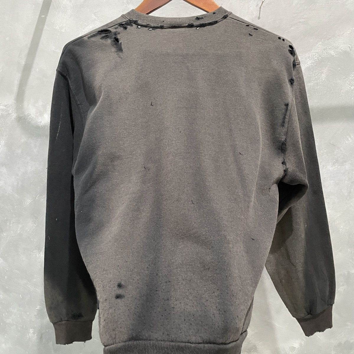 Vintage Rare Vintage Thrashed Sunfaded Sweatshirt ERD Grunge Size US L / EU 52-54 / 3 - 7 Thumbnail