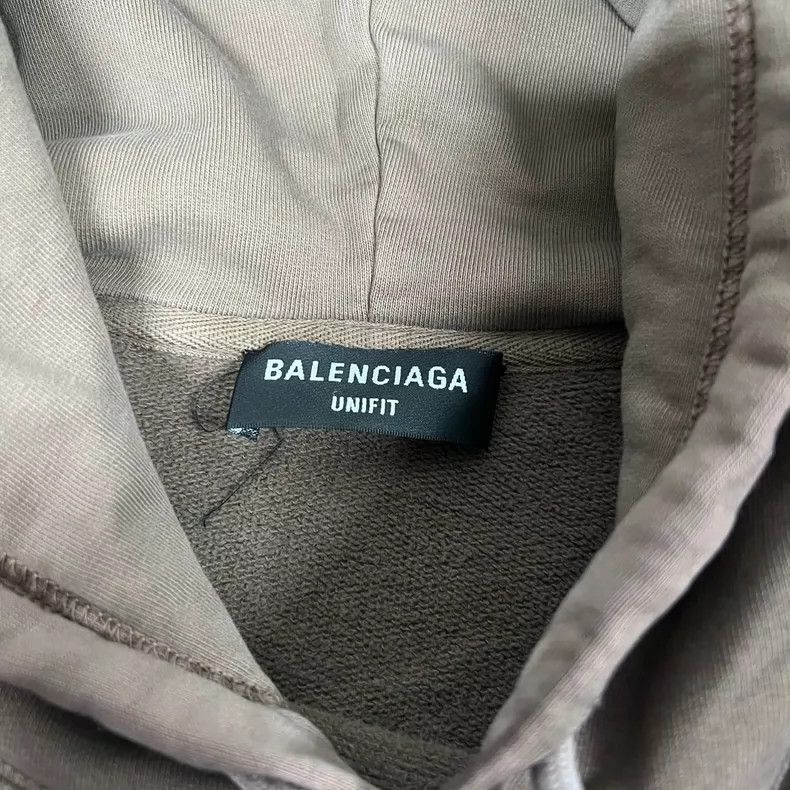 Balenciaga Balenciaga Washing to make old brown bat hooded sweater Size US M / EU 48-50 / 2 - 6 Thumbnail