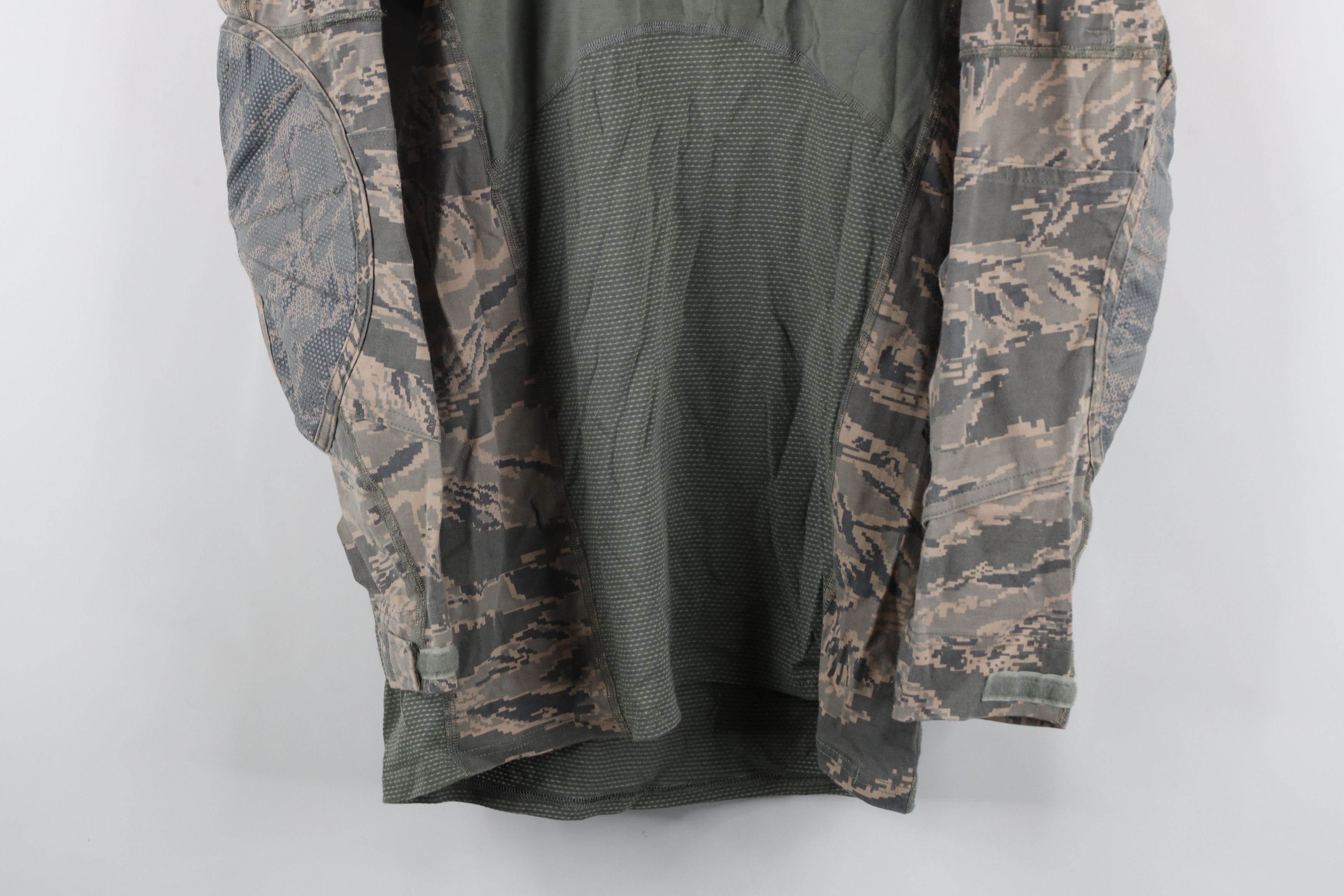 Massif × Vintage Massif Digi Camouflage Airman Battle Long Sleeve Shirt Size US M / EU 48-50 / 2 - 3 Thumbnail