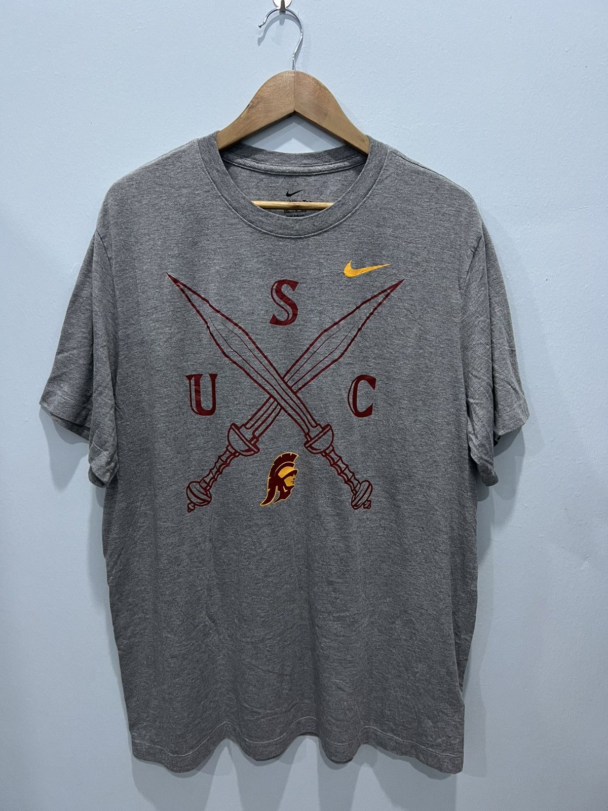 Nike Rayon Nike USC Trojans Tee Size US XXL / EU 58 / 5 - 1 Thumbnail