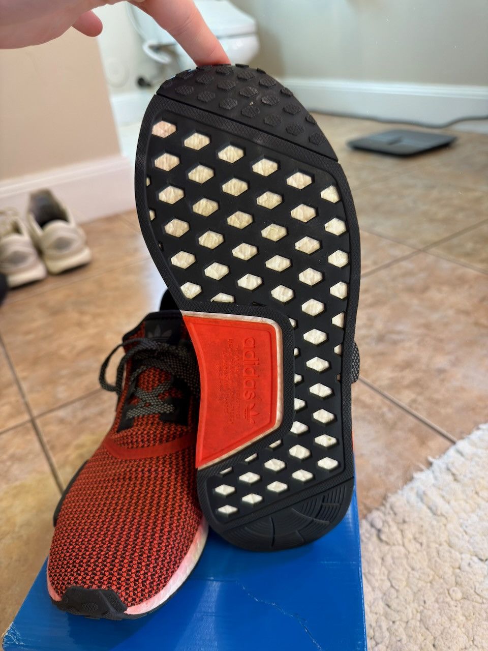 Adidas adidas NMD R1 Lush Red S79158 Size US 11 / EU 44 - 6 Thumbnail