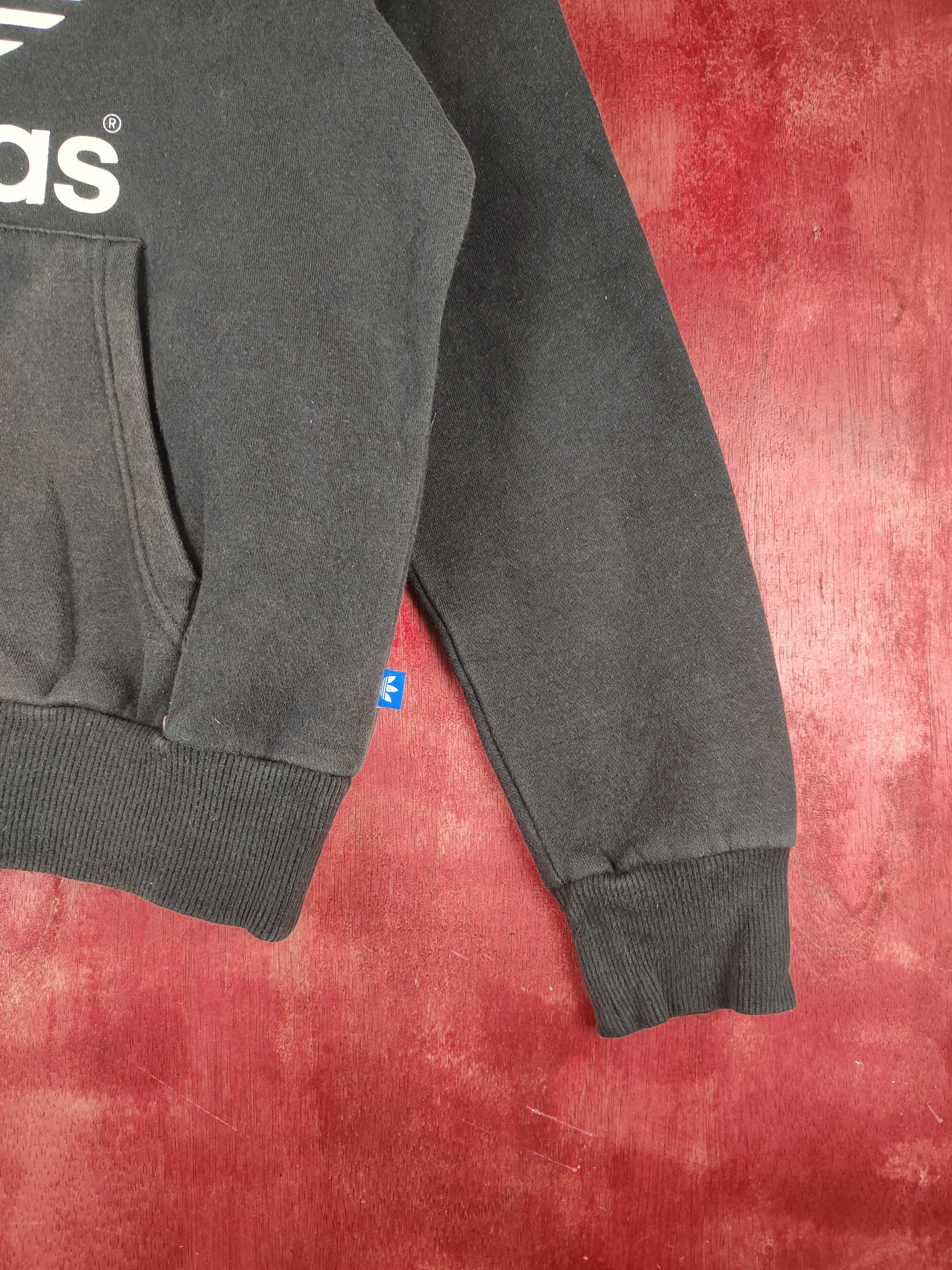 Adidas Adidas vintage Dark Blue Hoodie Sweatshirts #S1560 Size US S / EU 44-46 / 1 - 8 Thumbnail