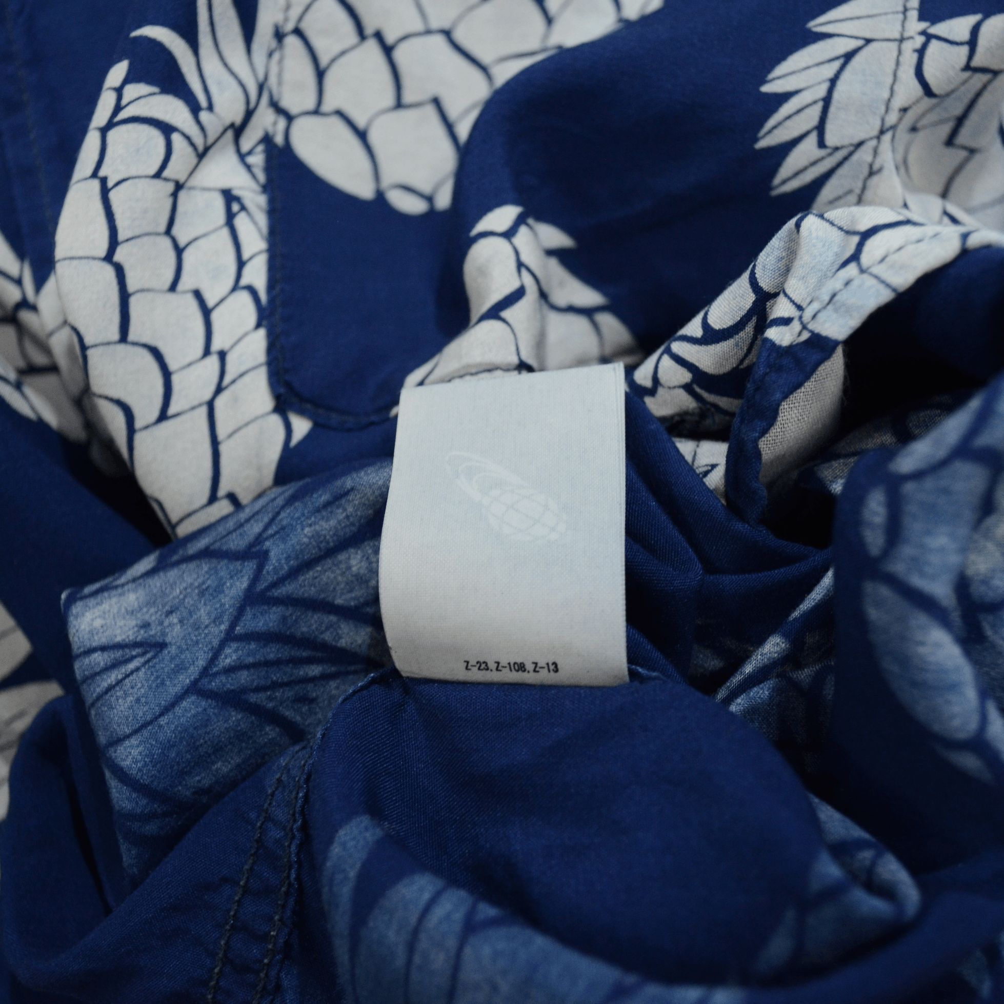 Beams Plus BEAMS Japan Aloha Camp Pineapple Print Voile Shirt In Blue Size US XL / EU 56 / 4 - 9 Thumbnail