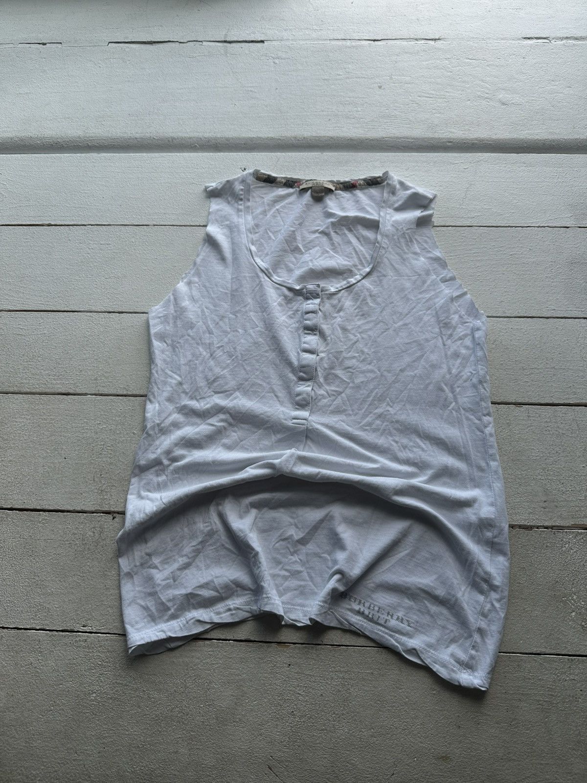 🚨VNTG Burberry T-shirt Rare Mesh avant garde y2k NOVA CHECK