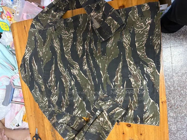 Neighborhood Neighborhood Tiger Print Shirt Size US M / EU 48-50 / 2 - 5 Thumbnail