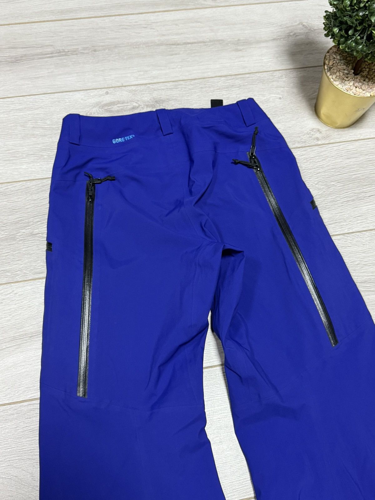 Arc'teryx Arcteryx Gore tex Recco ski pants multi pocket waterproof Size US 30 / EU 46 - 14 Thumbnail