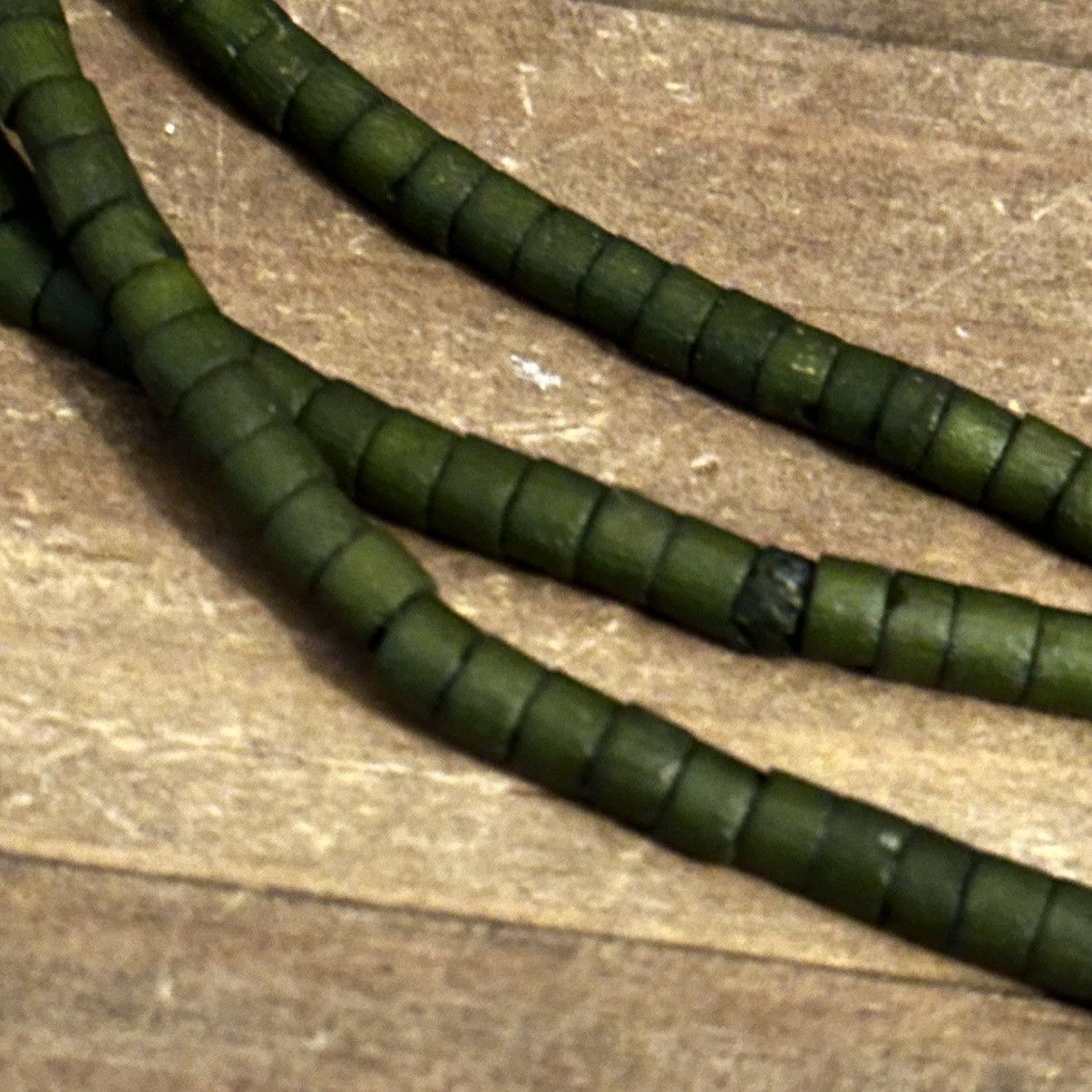 Vintage Vintage multi strand olive coconut Heishi bead necklace Size ONE SIZE - 5 Thumbnail