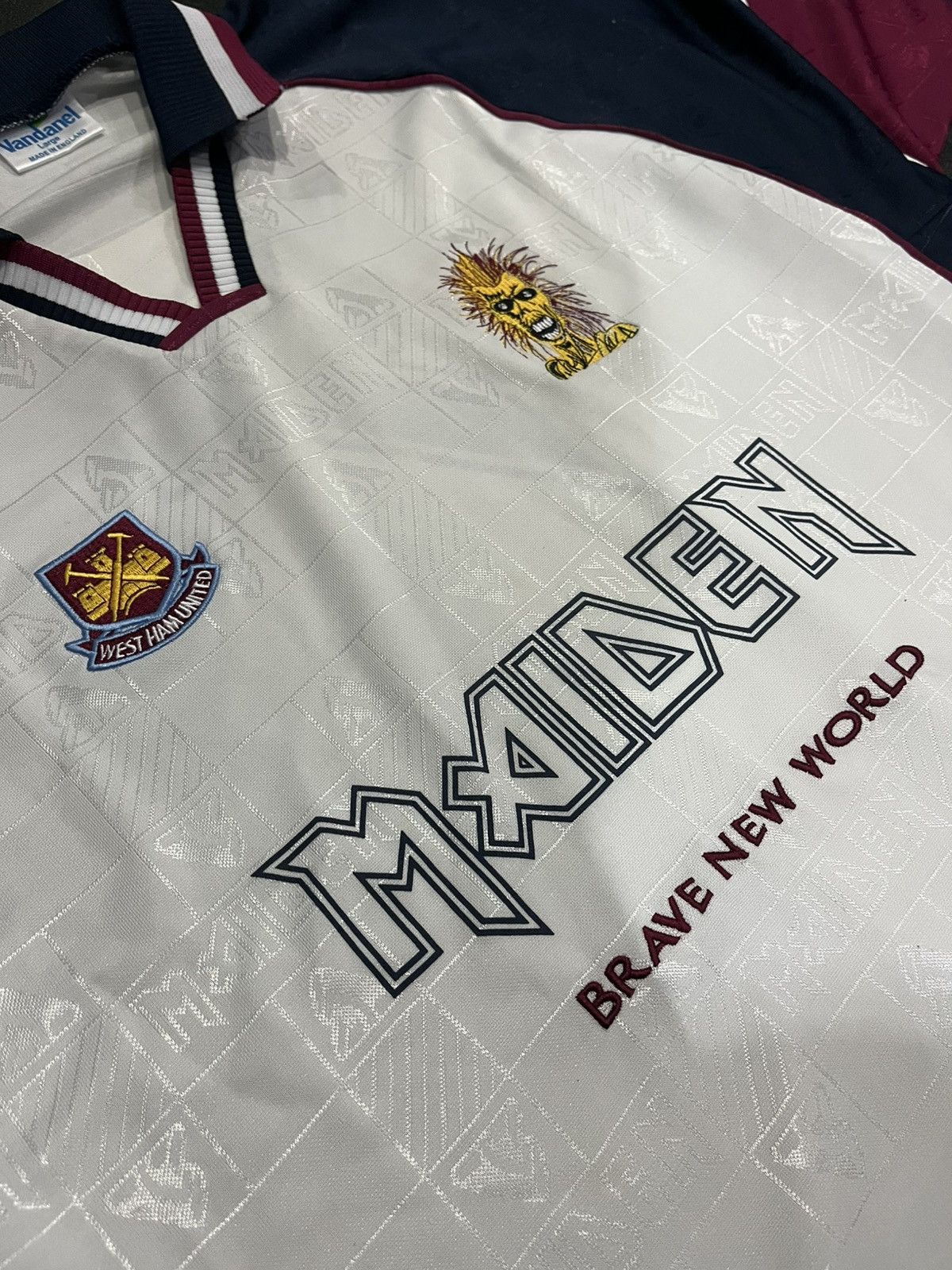 Iron Maiden × Nike Vintage IronMaiden Westham United Size US L / EU 52-54 / 3 - 4 Thumbnail