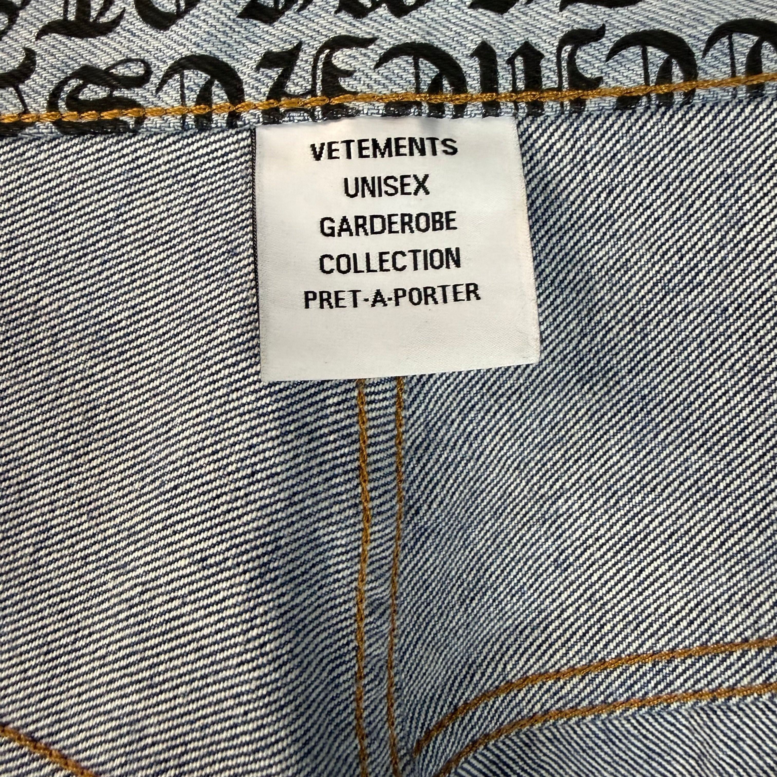 Vetements Vetements Gothic Monogram Baggy Denim Jeans Size US 33 - 6 Thumbnail