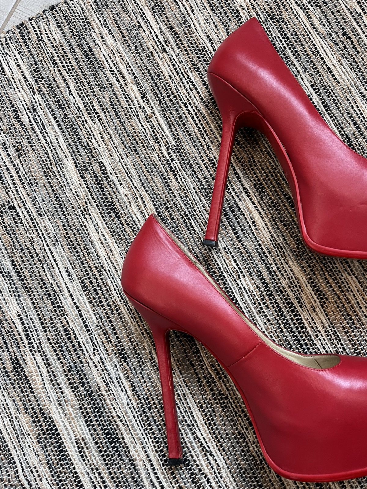 Vintage × Yves Saint Laurent Vintage Yves Saint Laurent high Heels Red Leather shoes Size US 9 / IT 39 - 11 Thumbnail