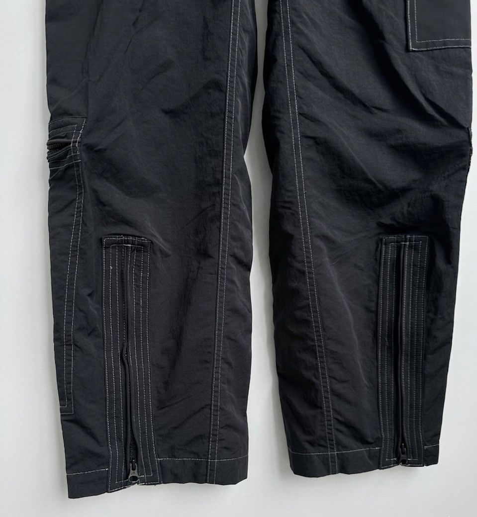 Nike Nike iSPA Cargo Pants Black Zipper Pockets Women Size Small Size US 30 / EU 46 - 8 Thumbnail