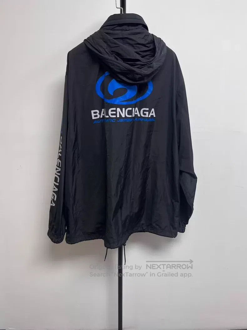 Balenciaga Balenciaga Brand Logo Printed Round Neck Buttoned Long Sle Size US XS / EU 42 / 0 - 1 Thumbnail