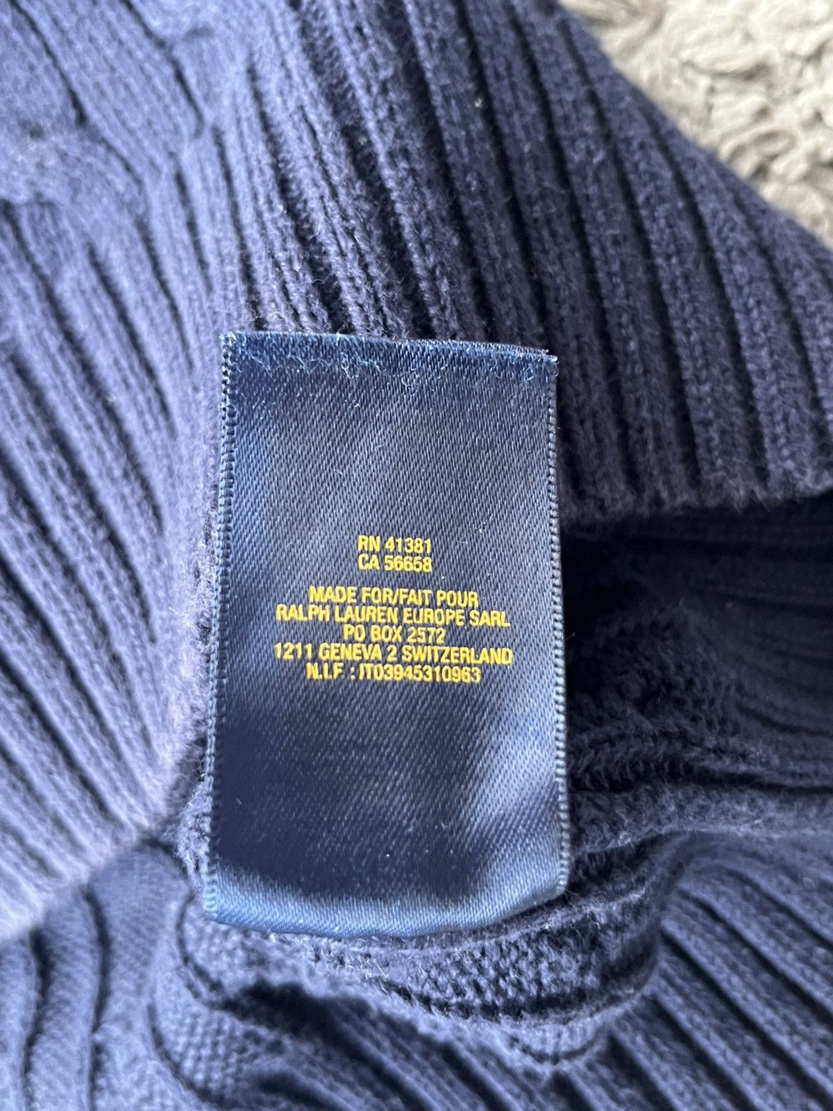 Polo Ralph Lauren Vintage Gilet Knitwear Ralph Lauren Throat V Streetwear Size US L / EU 52-54 / 3 - 6 Thumbnail