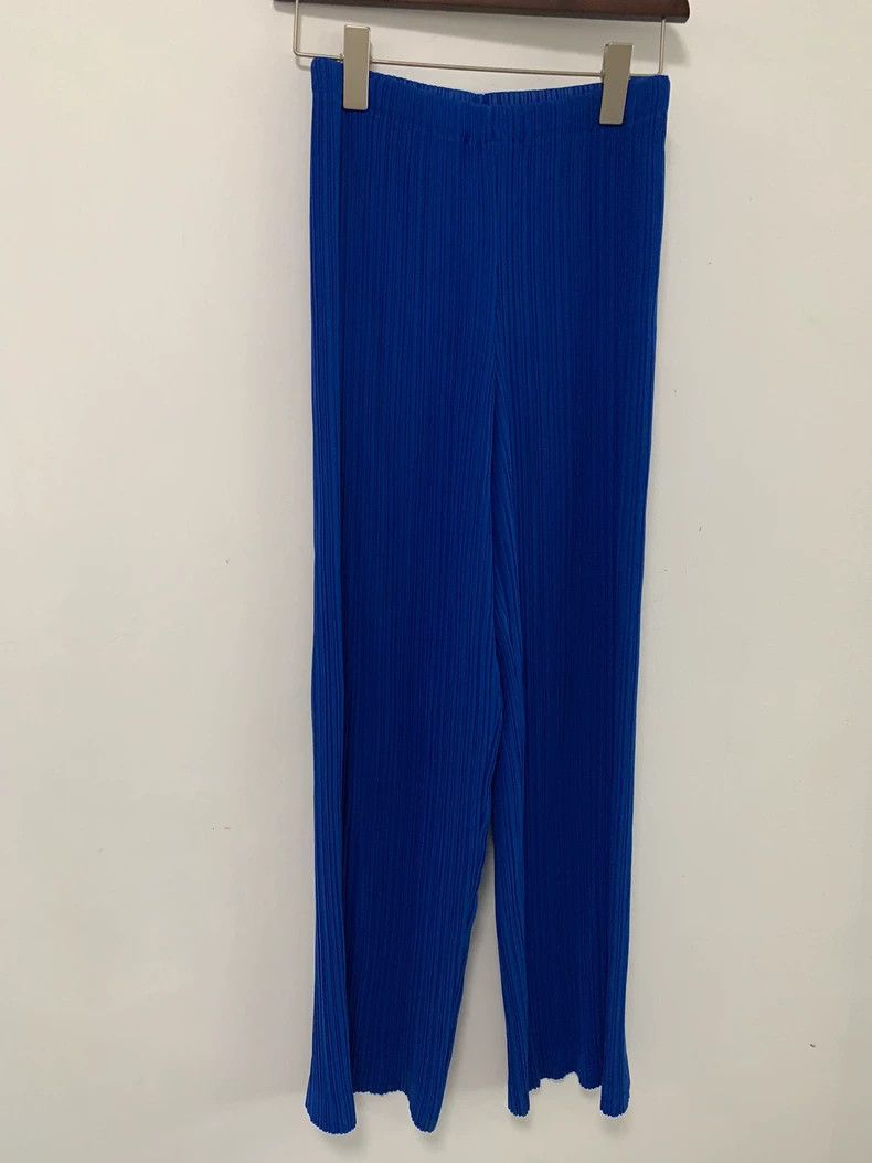 Issey Miyake Issey Miyake Blue pleated pants Size 25" / US 0 / IT 36 - 1 Thumbnail