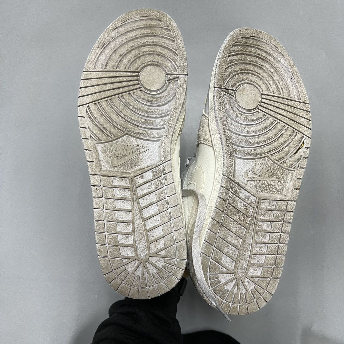 Jordan Brand × Nike Nike Air Jordan 1 Mid SE Craft sneakers shoes Size US 12 / EU 45 - 11 Thumbnail