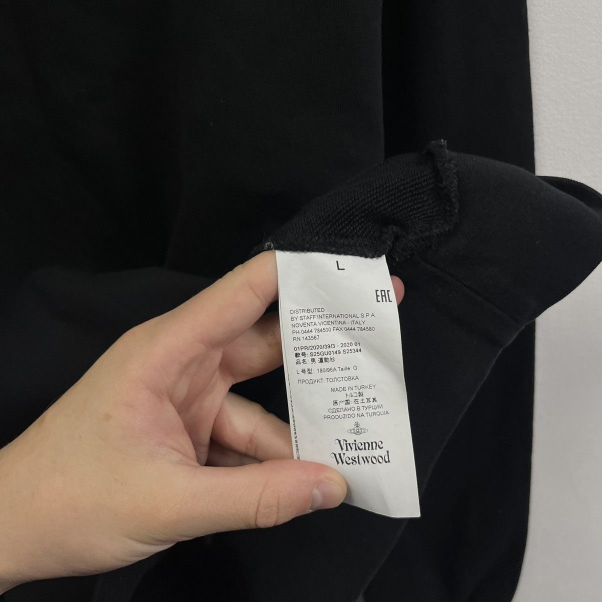 Vivienne Westwood Vintage Vivienne Westwood Sweatshirt Orb Logo Basic Pullover Size US L / EU 52-54 / 3 - 5 Thumbnail