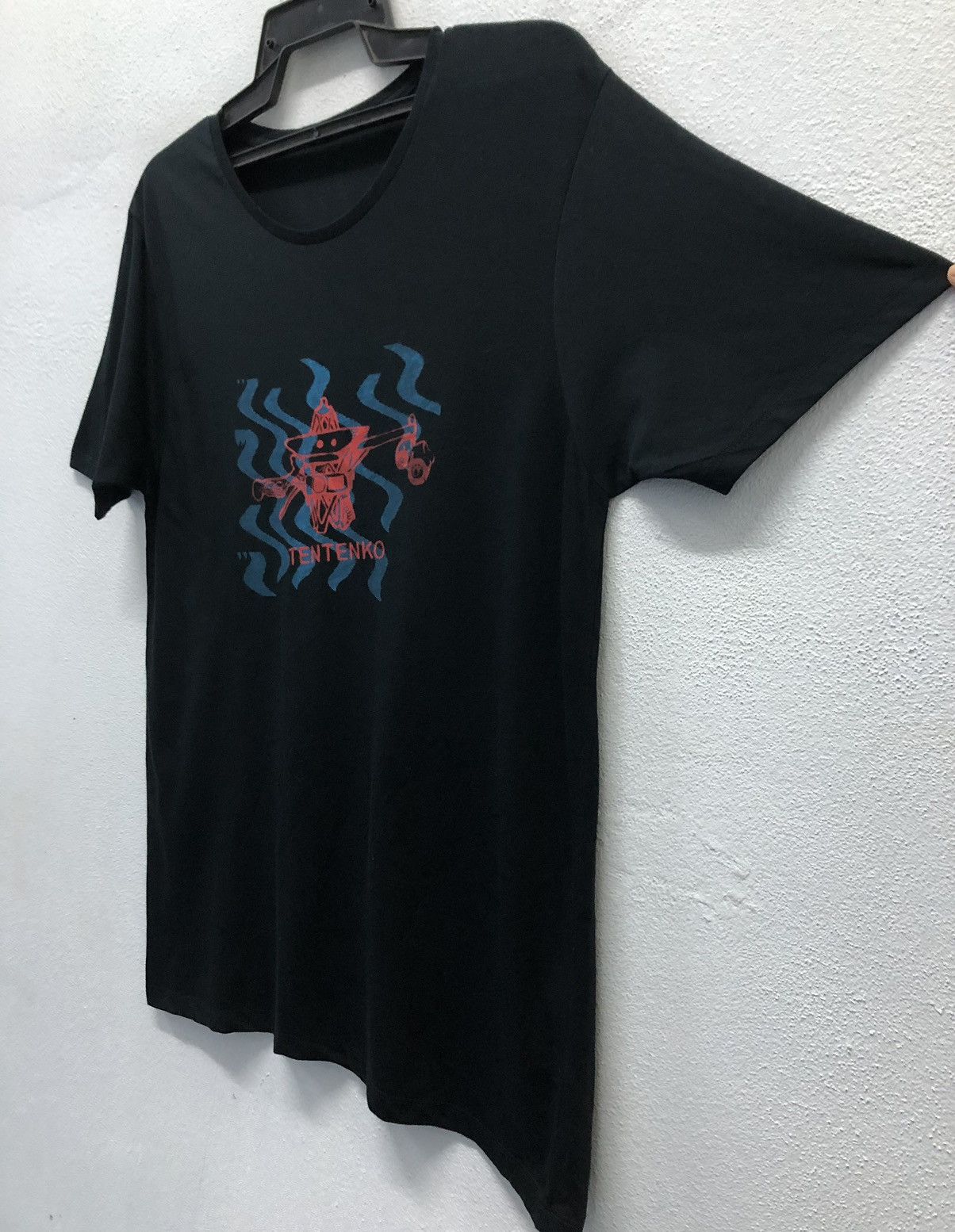 Vintage Vintage Daluc Tentenko T-Shirt Size US L / EU 52-54 / 3 - 5 Thumbnail