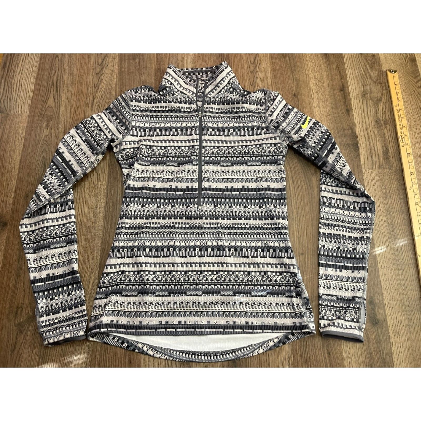 Nike Nike Shirt Womens Medium, Black White, 1/4 Zip Up Pullover, Allover Print, Regular, Casual, Free Return, Nike Size M / US 6-8 / IT 42-44 - 2 Thumbnail