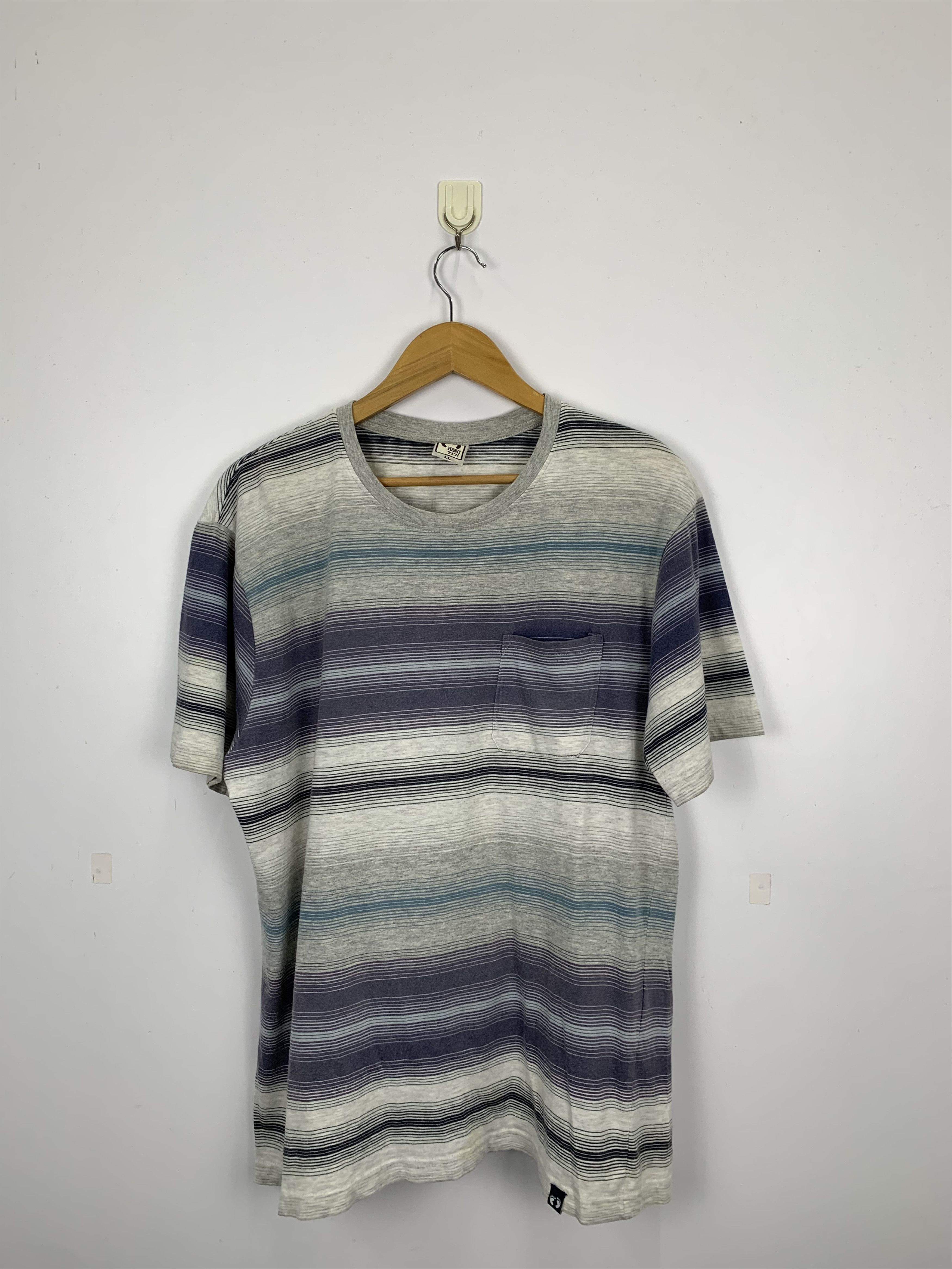 Hang Ten Vintage Hang Ten Striped Surfing Tee TA0153 Size US L / EU 52-54 / 3 - 1 Thumbnail