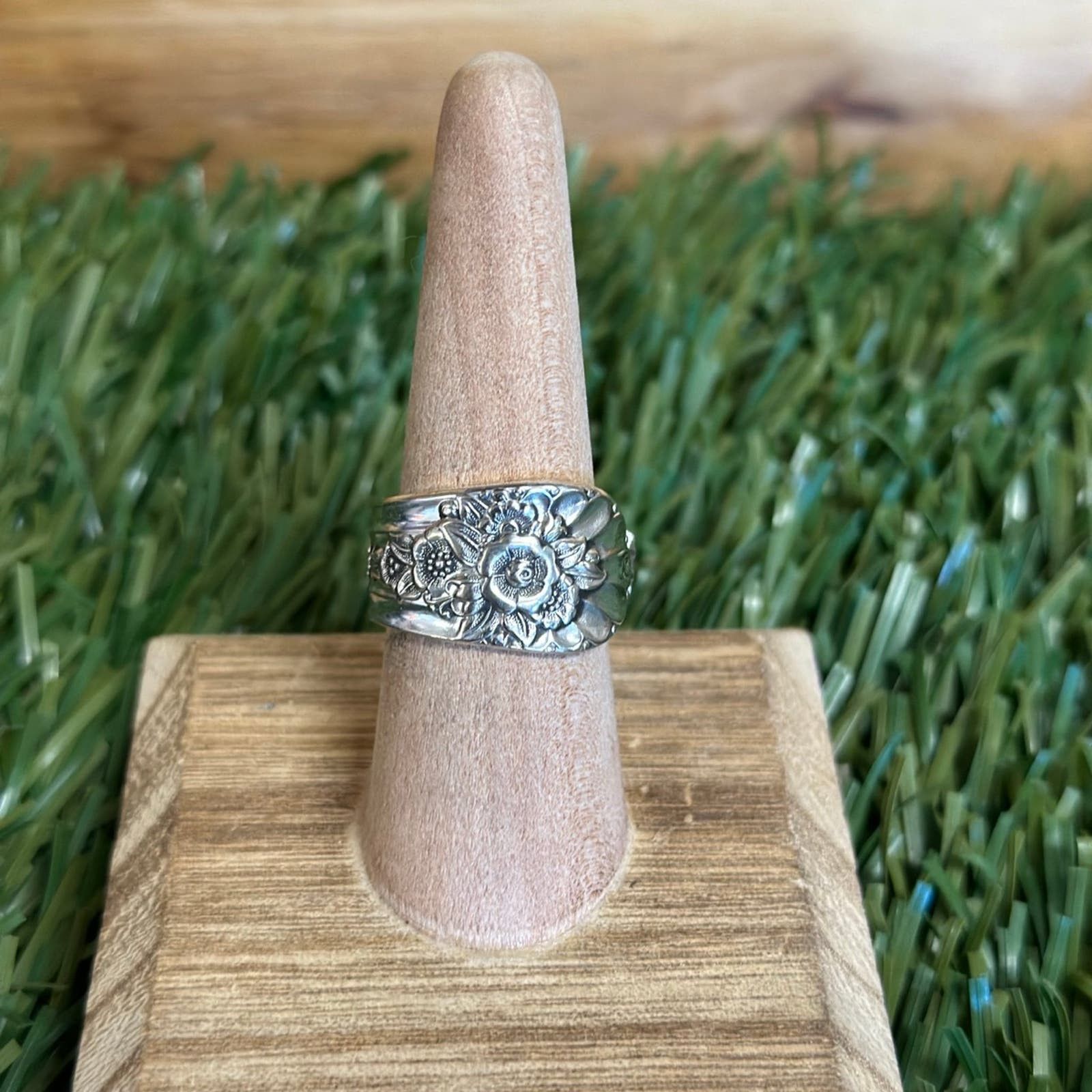 Handmade Handmade Ring size 8.5 Size ONE SIZE - 1 Thumbnail