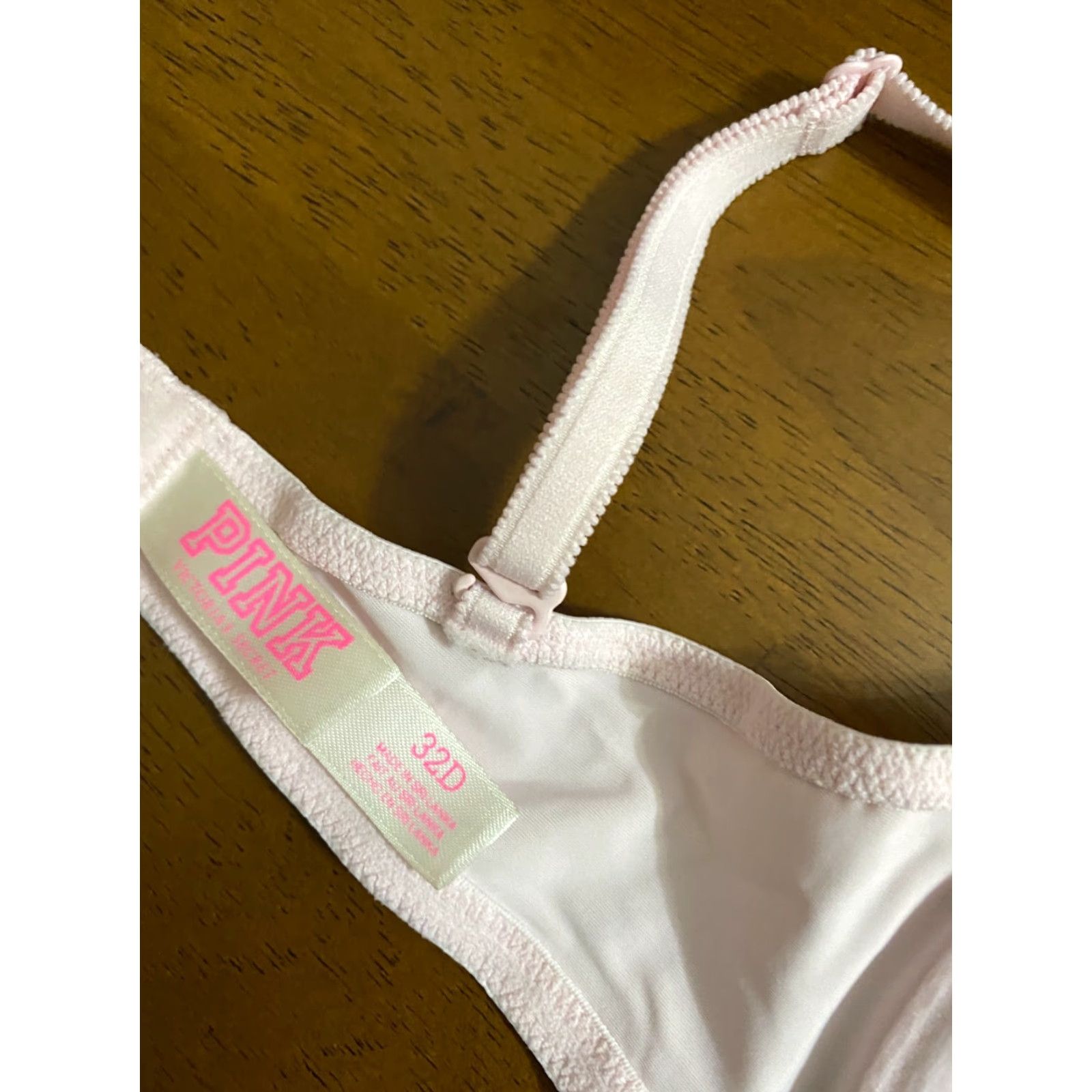 Victoria's Secret Victoria's Secret Pink Wear Everywhere Bra 32D Underwire Push Up Women Stars Multicolor Light Pink Size ONE SIZE - 4 Thumbnail