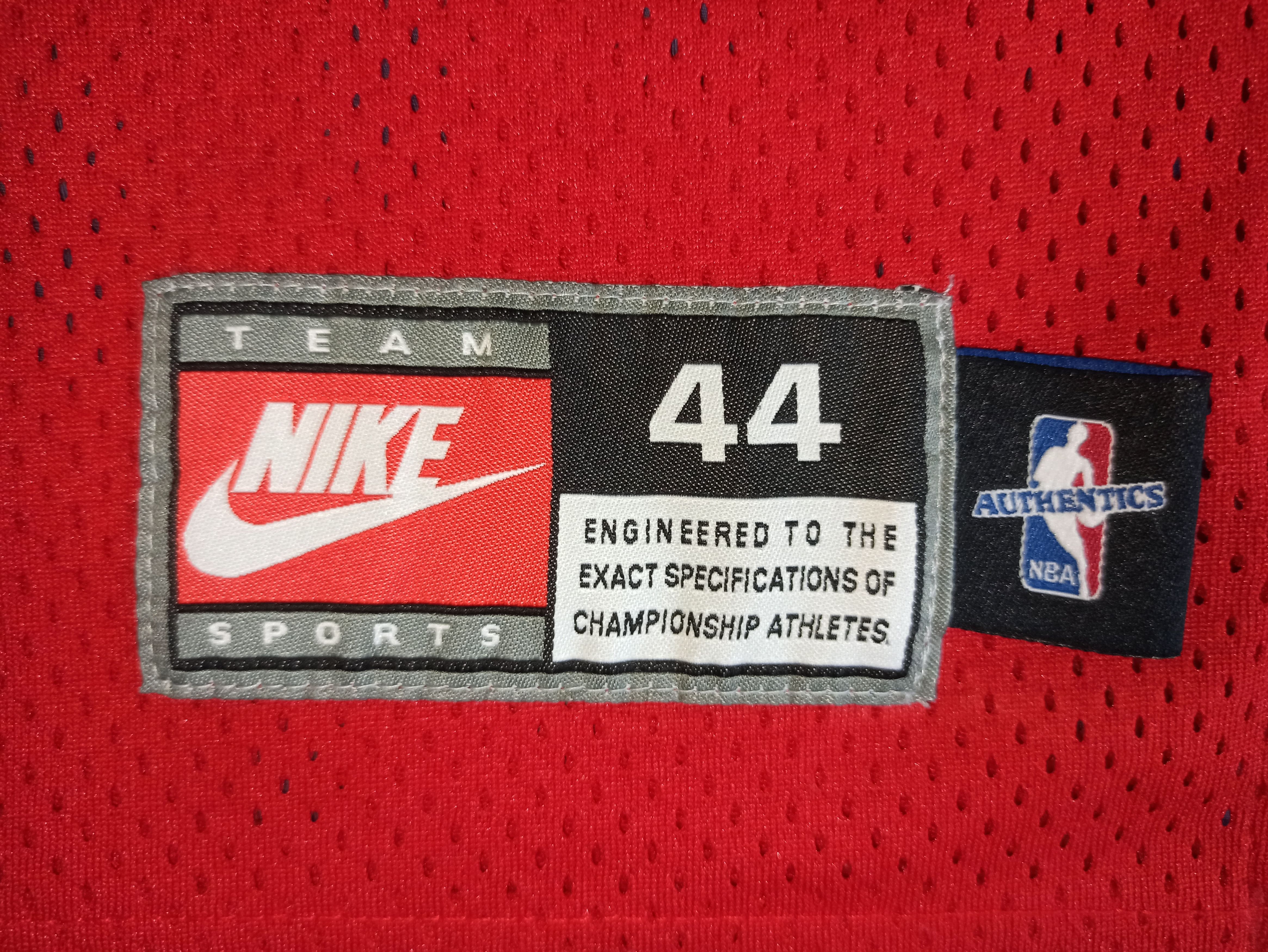 Nike VINTAGE NBA SCOTTIE PIPPEN Bulls Nike AUTHENTIC Jersey pro Size US L / EU 52-54 / 3 - 10 Thumbnail
