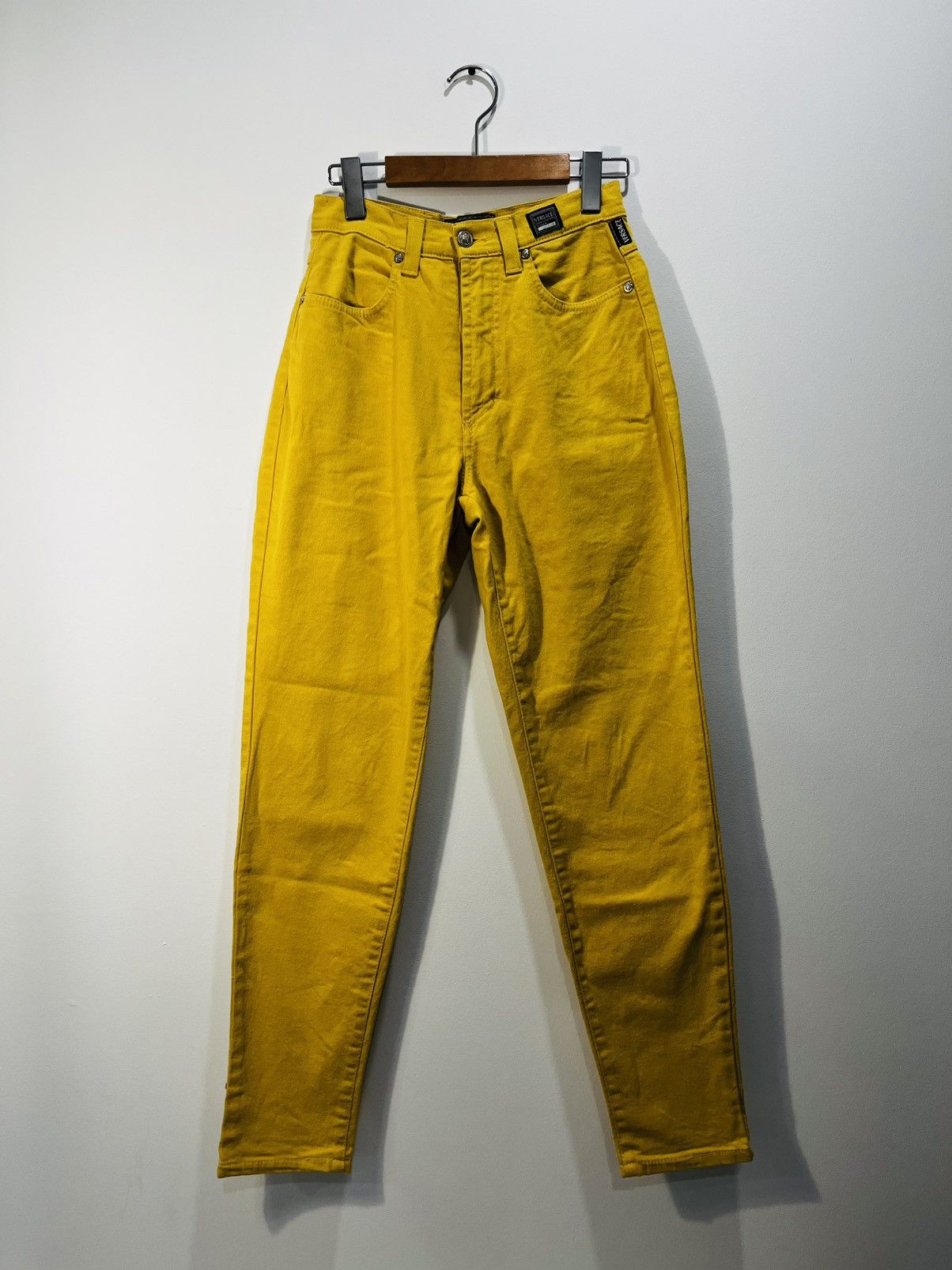 Versace Jeans Couture VERSACE Jeans Couture Vintage Yellow Straight Leg Jeans Size 26" / US 2 / IT 38 - 3 Thumbnail