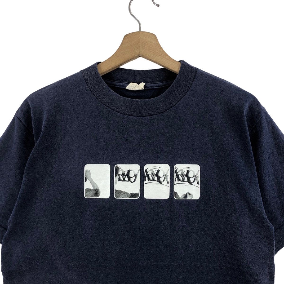 Haze × Vintage Vintage 90s ERIC HAZE Art T-Shirt Artist Graphic Designer Size US M / EU 48-50 / 2 - 2 Thumbnail